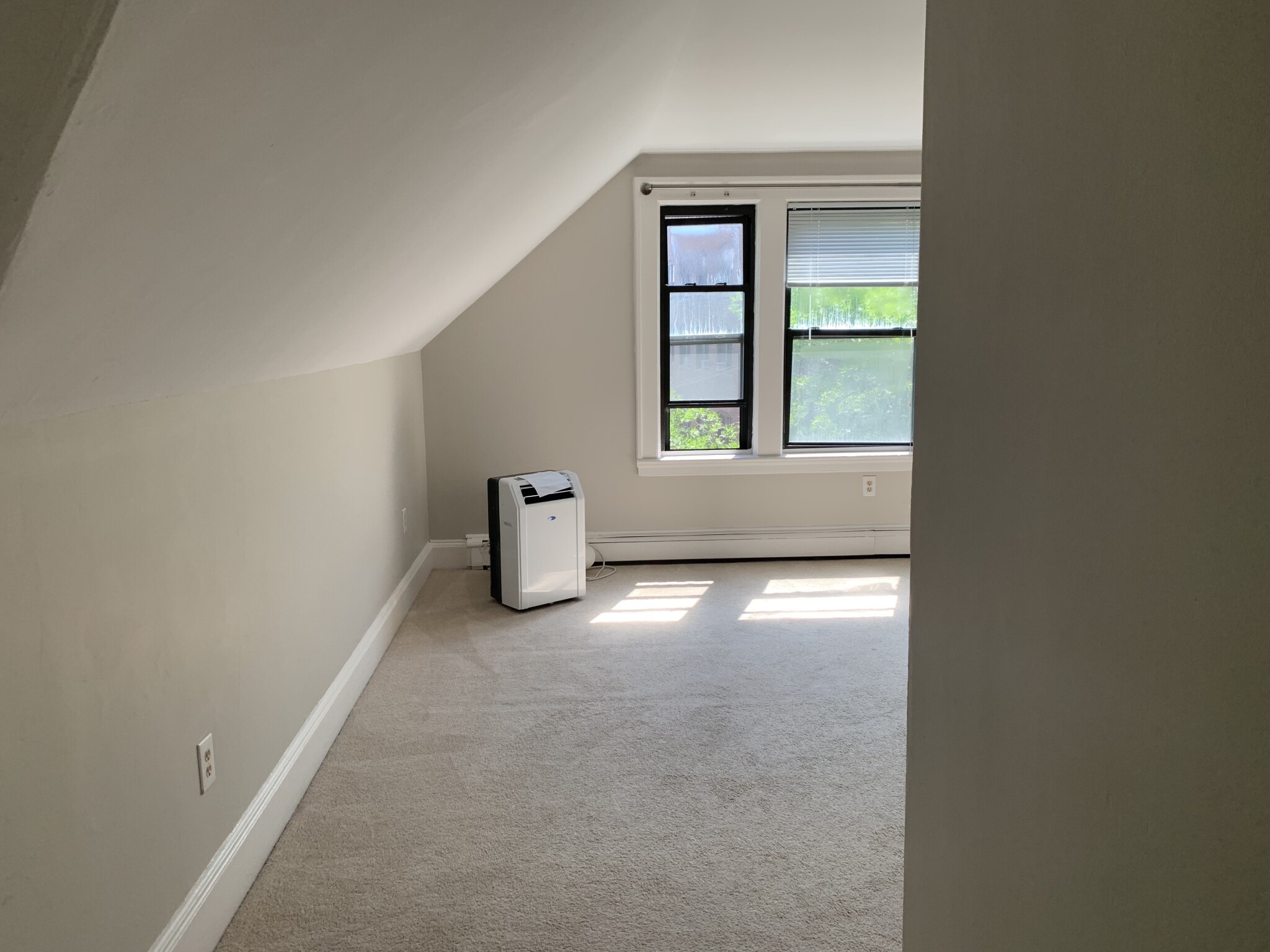 12 Stearns Rd, Coolidge Corner