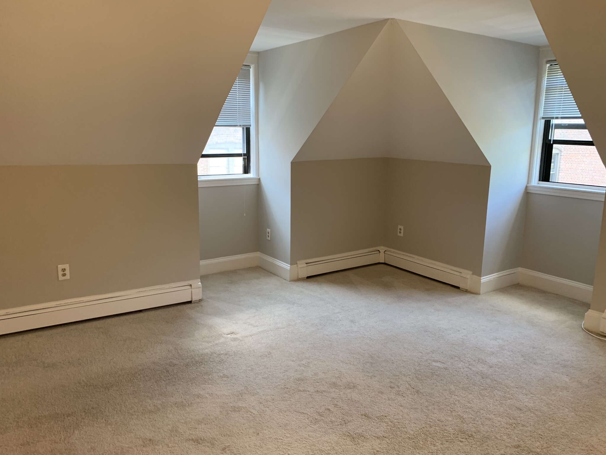 12 Stearns Rd, Coolidge Corner