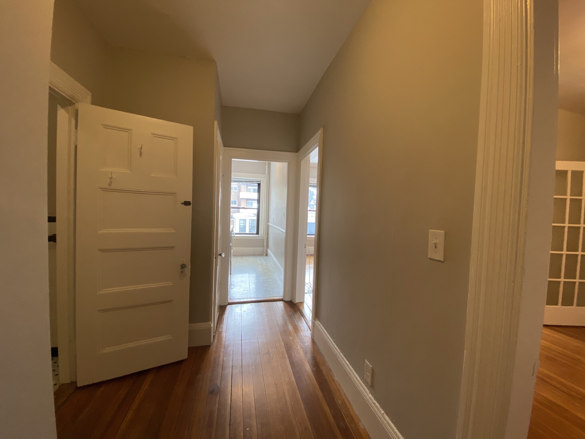 9 Sewall Ave, Coolidge Corner