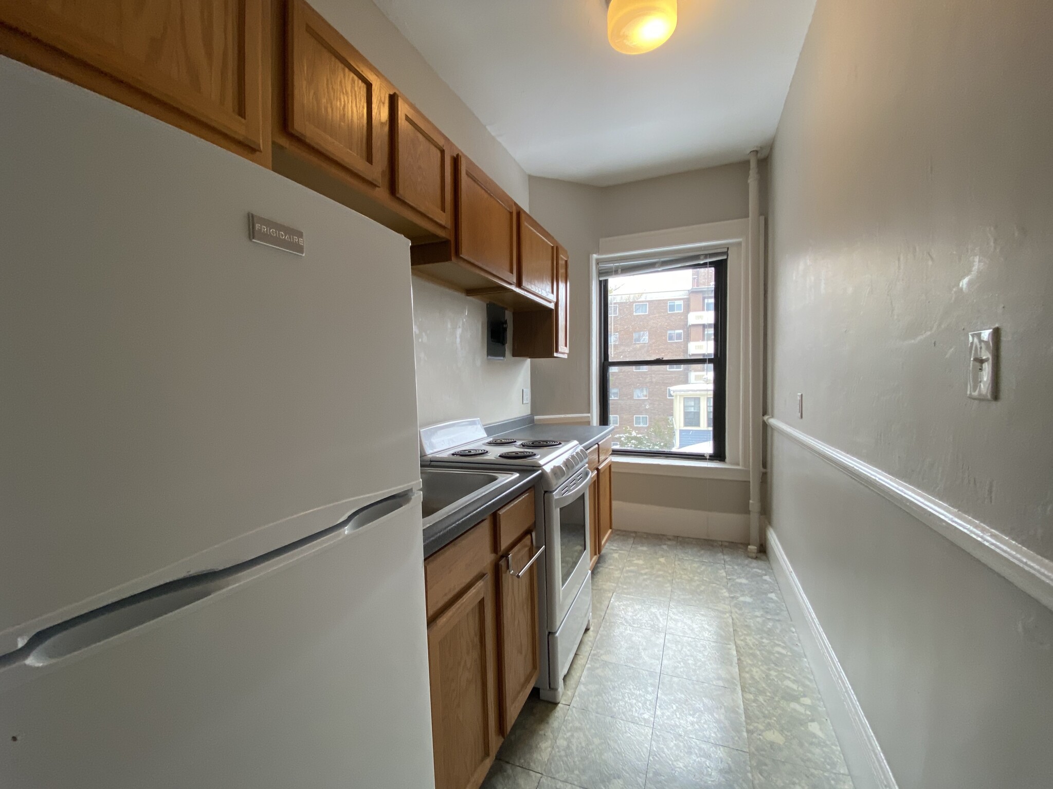 9 Sewall Ave, Coolidge Corner