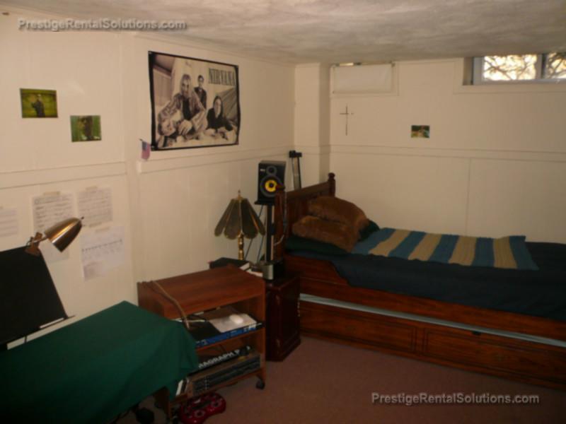 1595 Beacon St, Allston