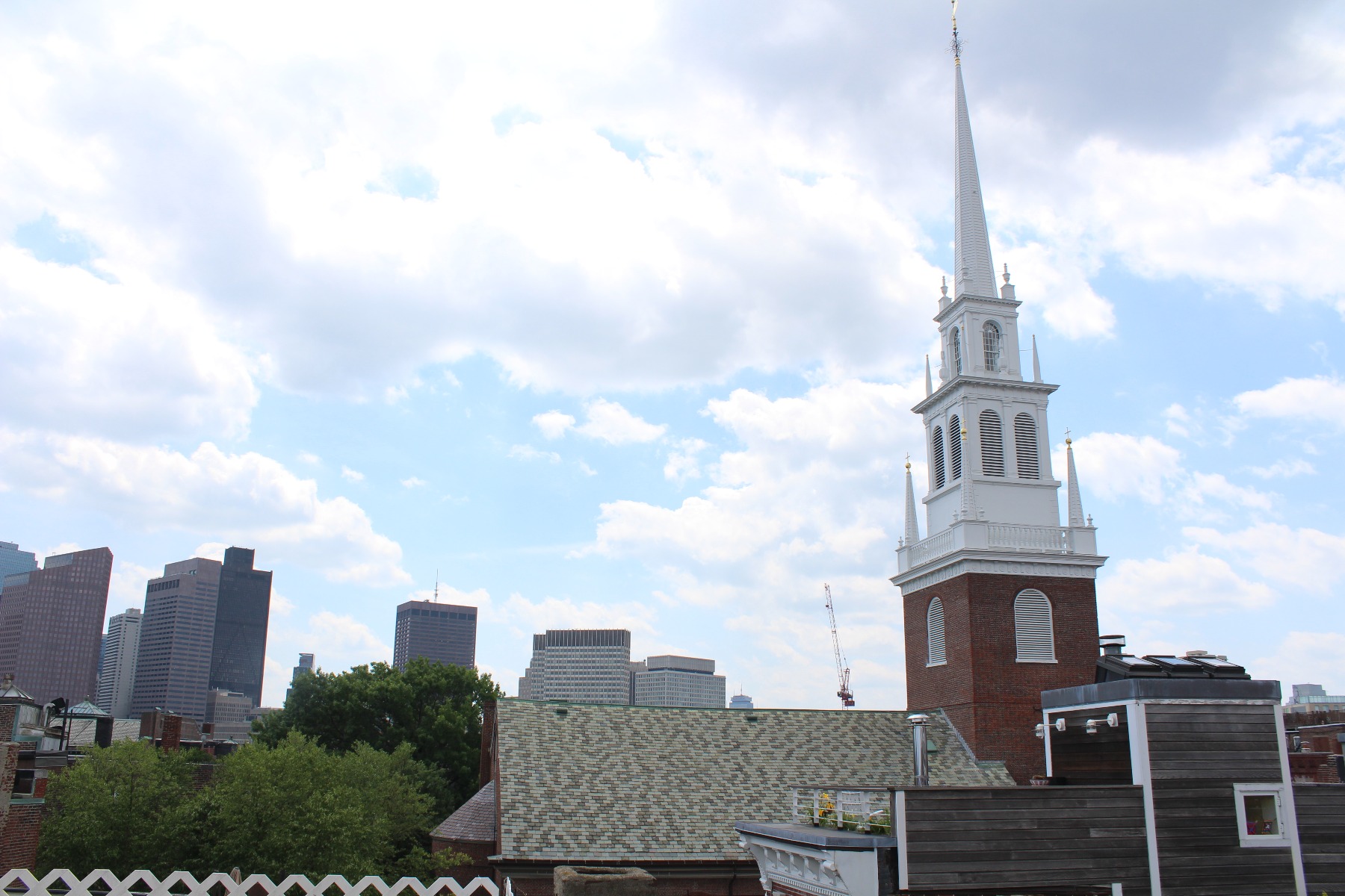 3 bed, 1 bath apartment for rent at 32 Charter St Unit 4, North End — photo 1 of 9