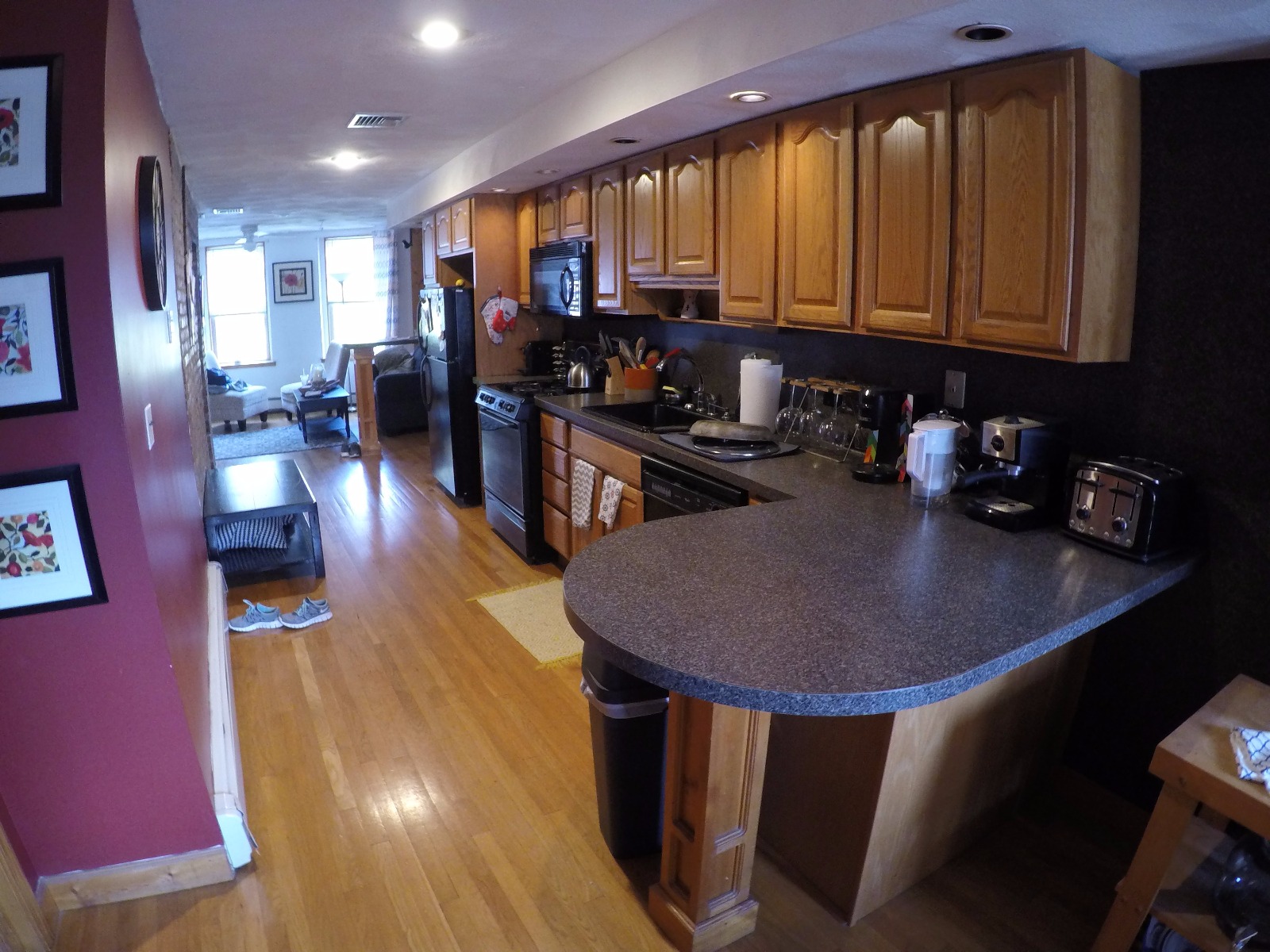3 bed, 1 bath apartment for rent at 32 Charter St Unit 4, North End — photo 5 of 9