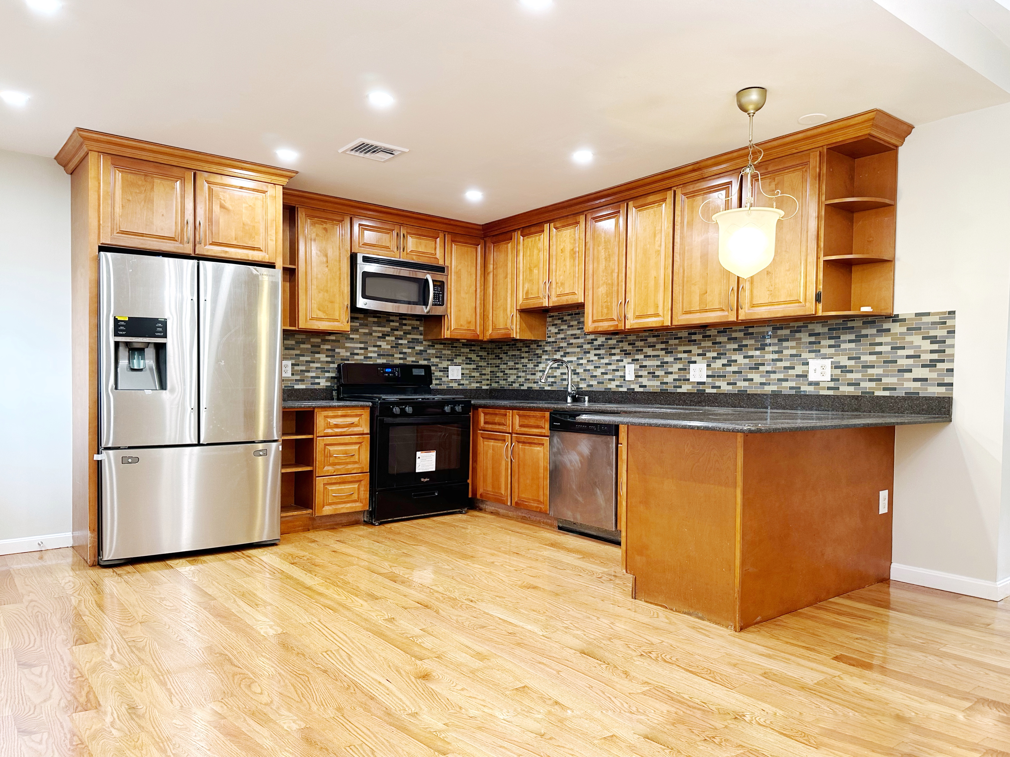 Photos of apartment on Roxbury,Boston MA 02119