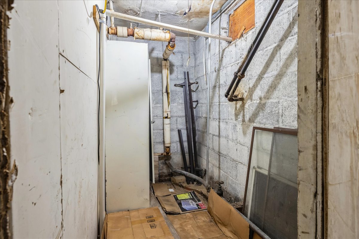 Photos of apartment on Newman Rd.,Malden MA 02148