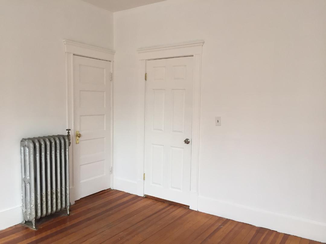 3 bed, 1 bath apartment for rent at 10 Chestnut Hill Ave Unit 3, Brighton — photo 9 of 18