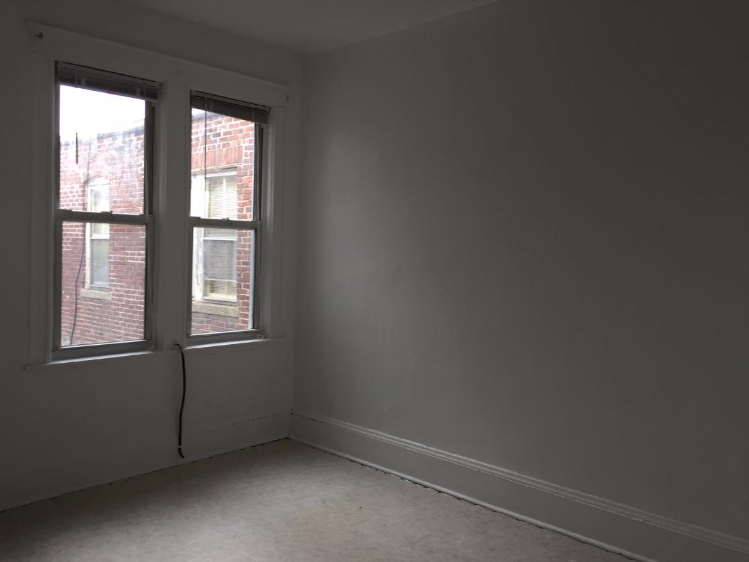 3 bed, 1 bath apartment for rent at 10 Chestnut Hill Ave Unit 3, Brighton — photo 13 of 18