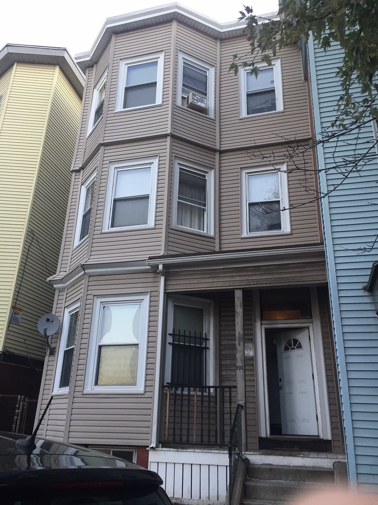 391.3 Meridian St, East Boston