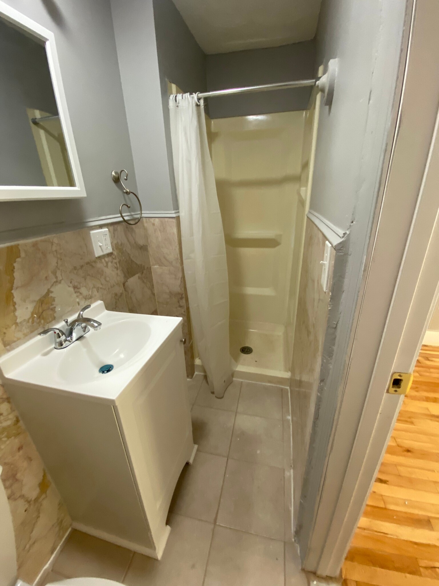 391.3 Meridian St, East Boston