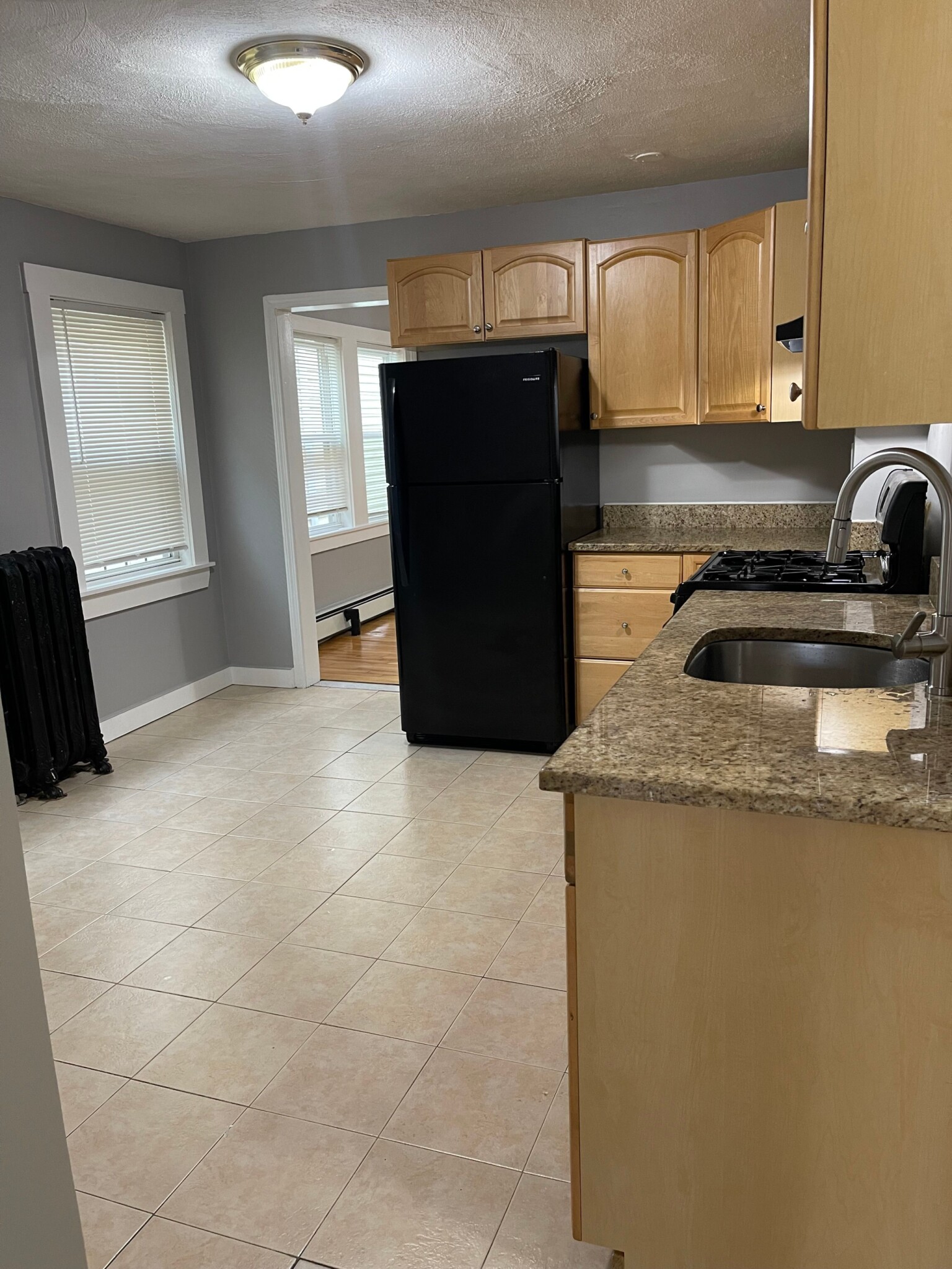 391.3 Meridian St, East Boston