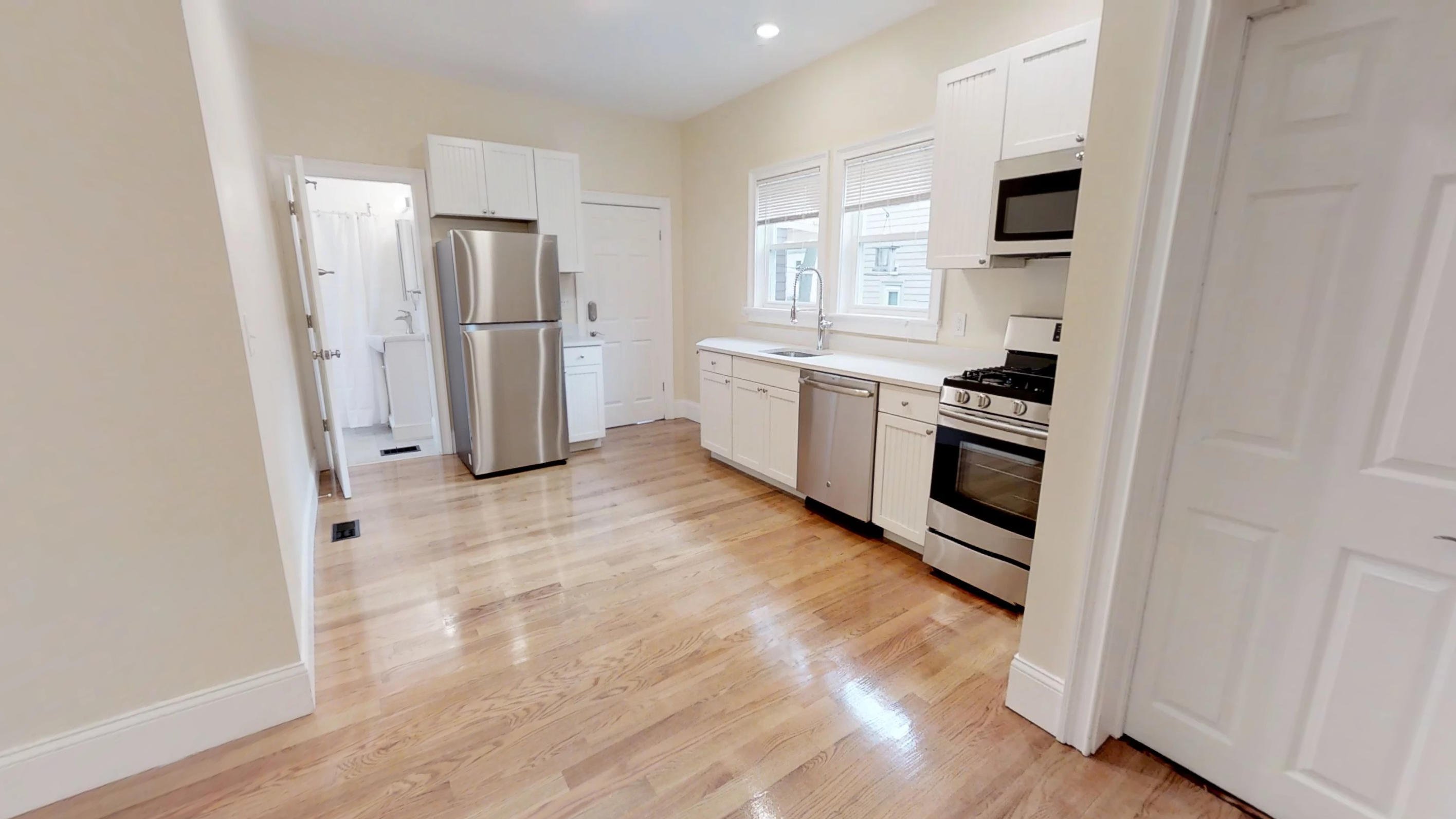 2 bed, 1 bath apartment for rent at 10 Claremon St Unit 1, Davis Square — photo 11 of 20