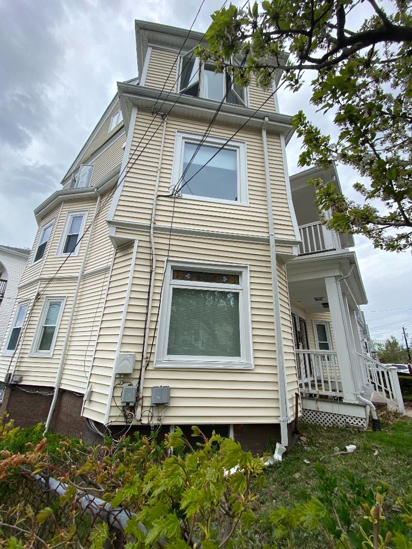 73 Hall Ave, Powder House Square