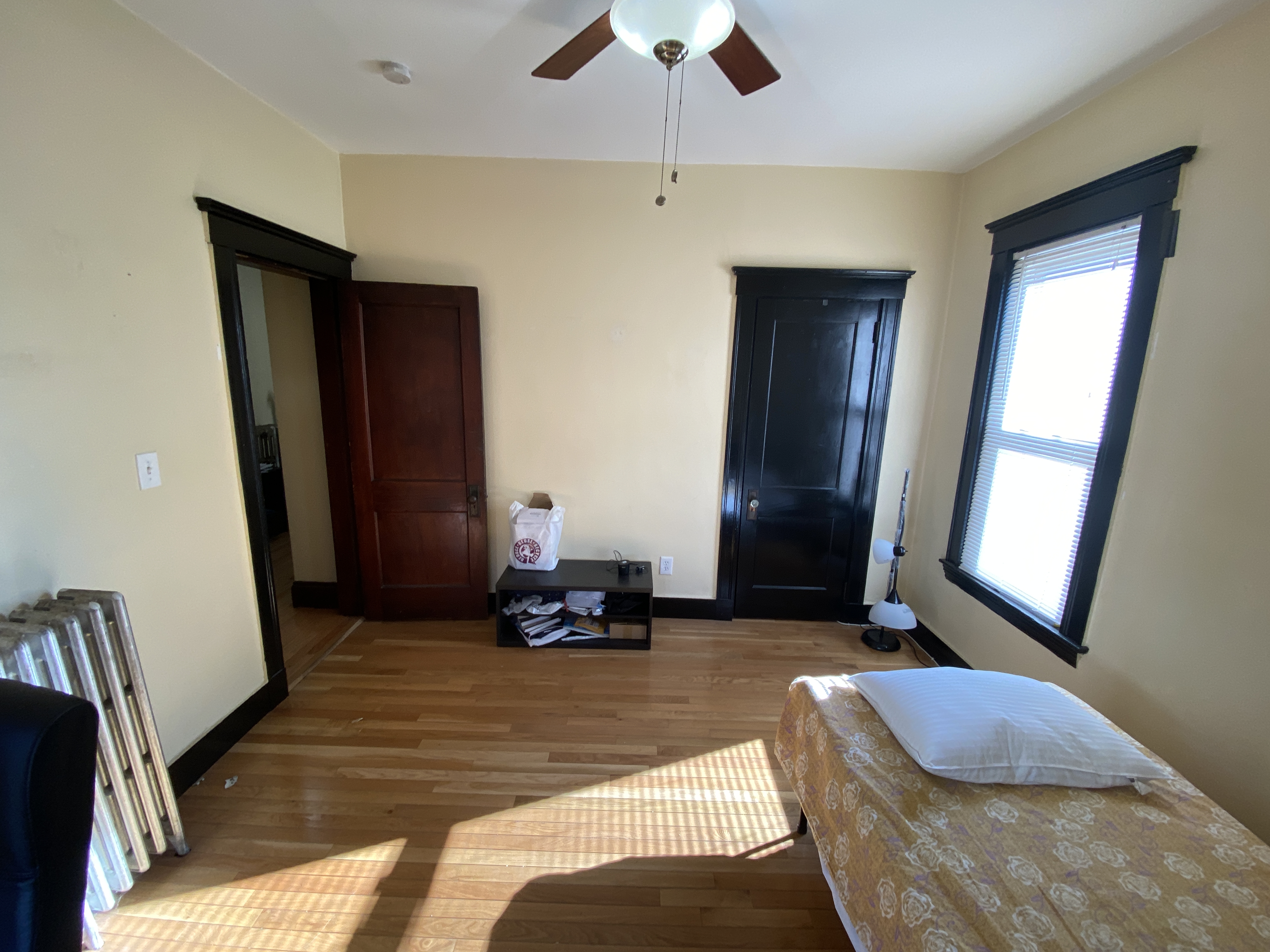 2 bed, 1 bath apartment for rent at 221 Holland St Unit 2.1, Davis Square — photo 8 of 30