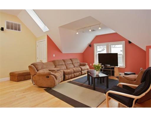 19 Chandler St, Tufts