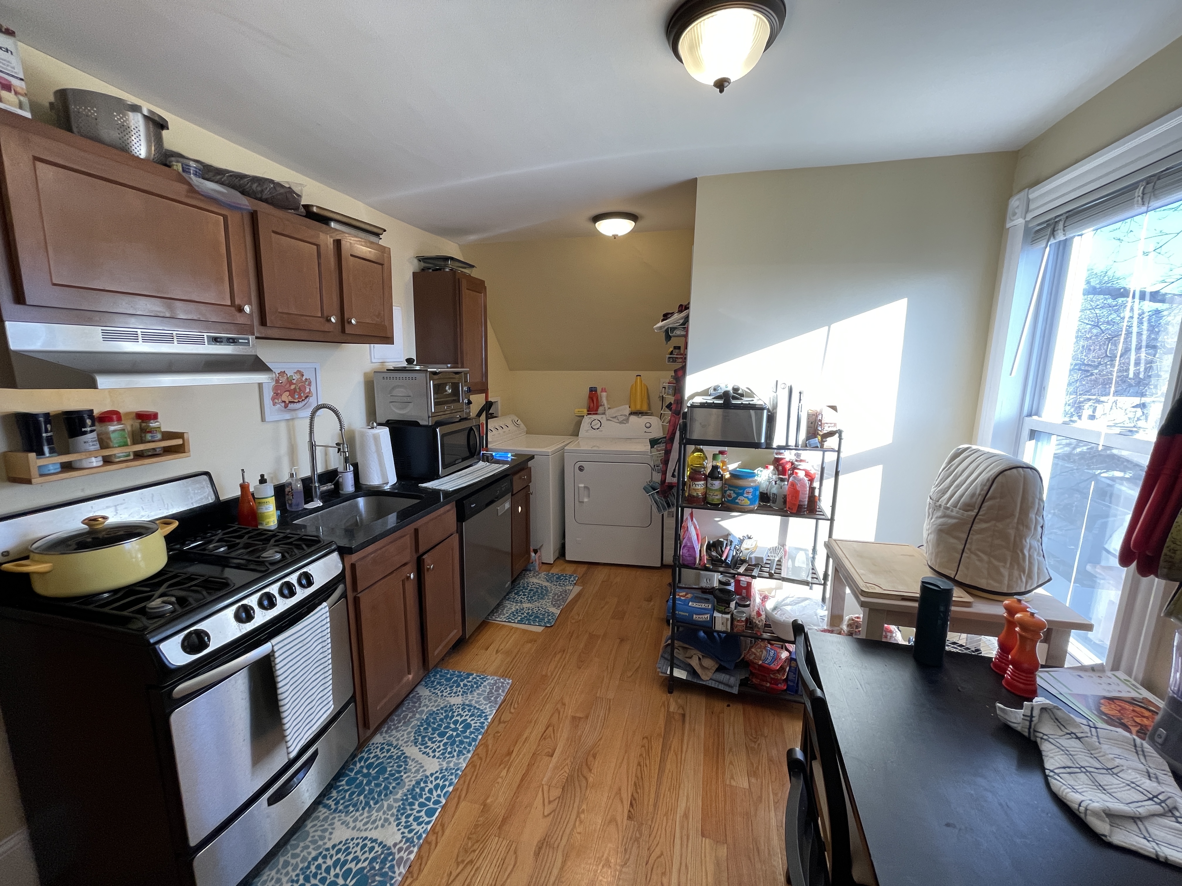2 bed, 1 bath apartment for rent at 7 Irving St Unit 3, Davis Square — photo 2 of 50