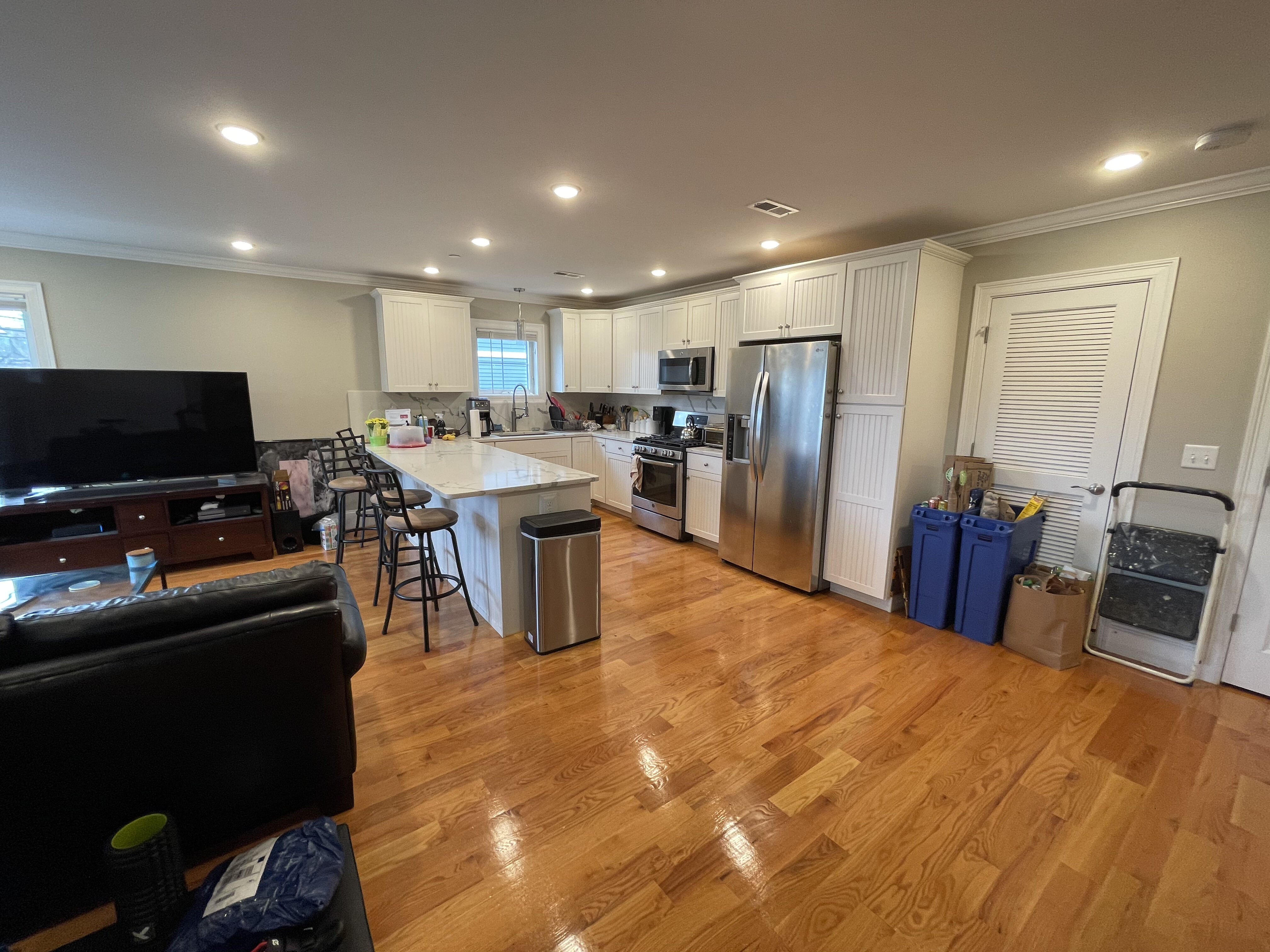 116 Holland St, Davis Square