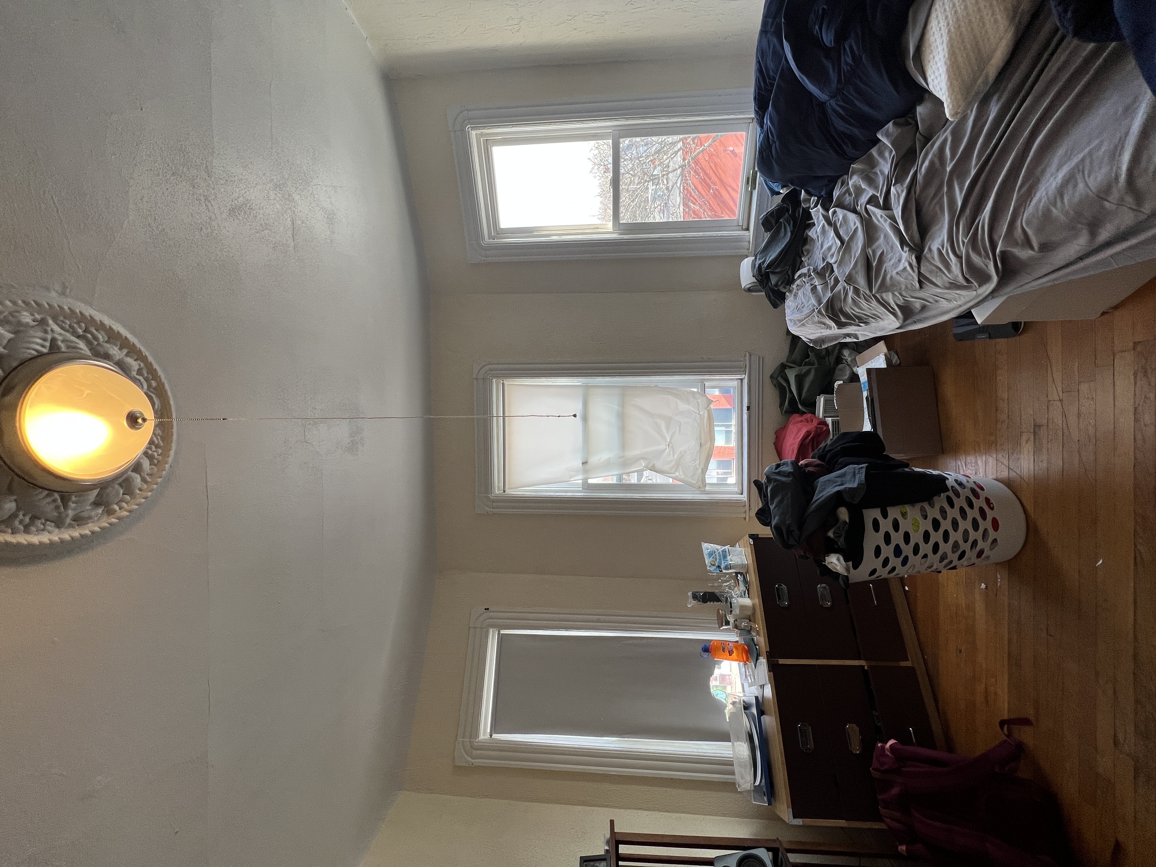 4 Beds, 1 Bath apartment in Somerville, Davis Square for $4,550