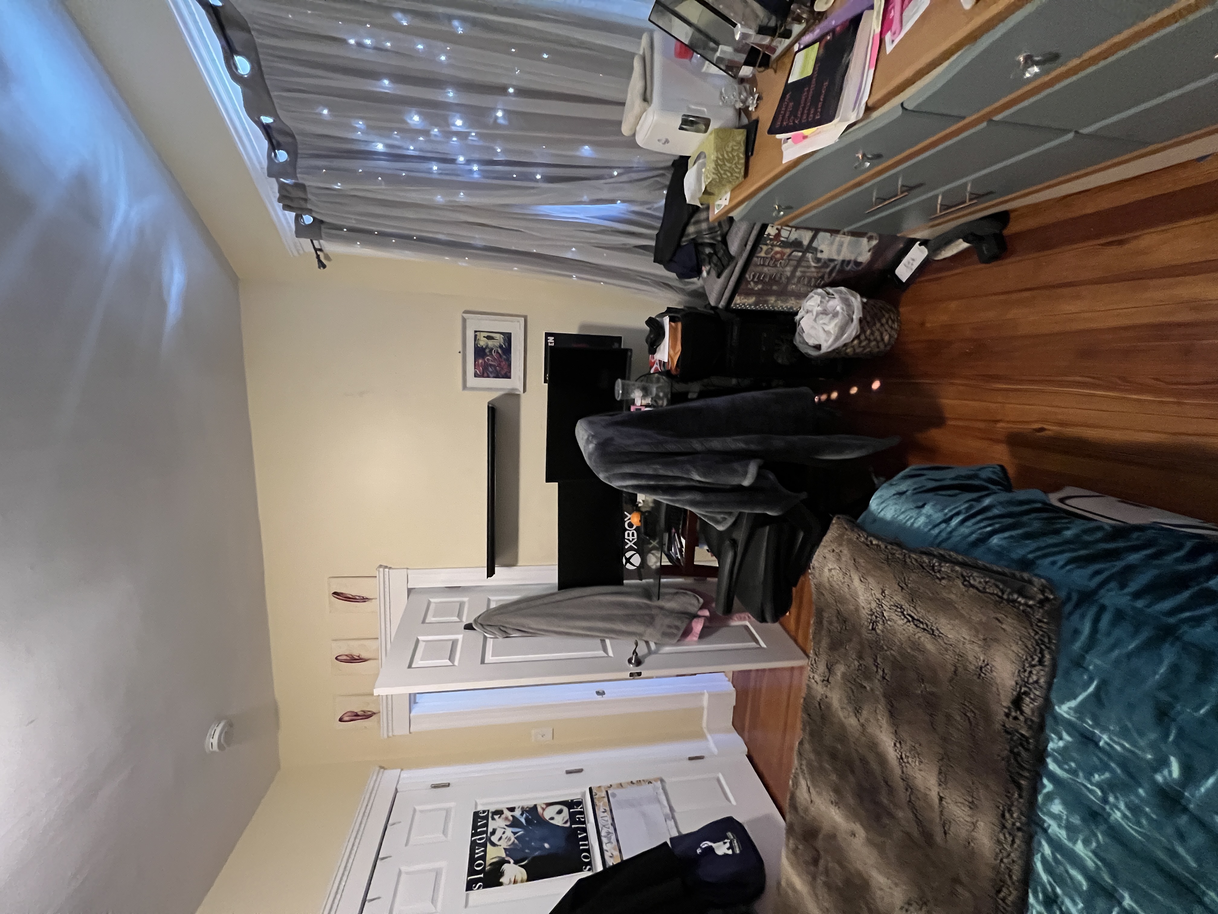 17 Dow St, West Somerville