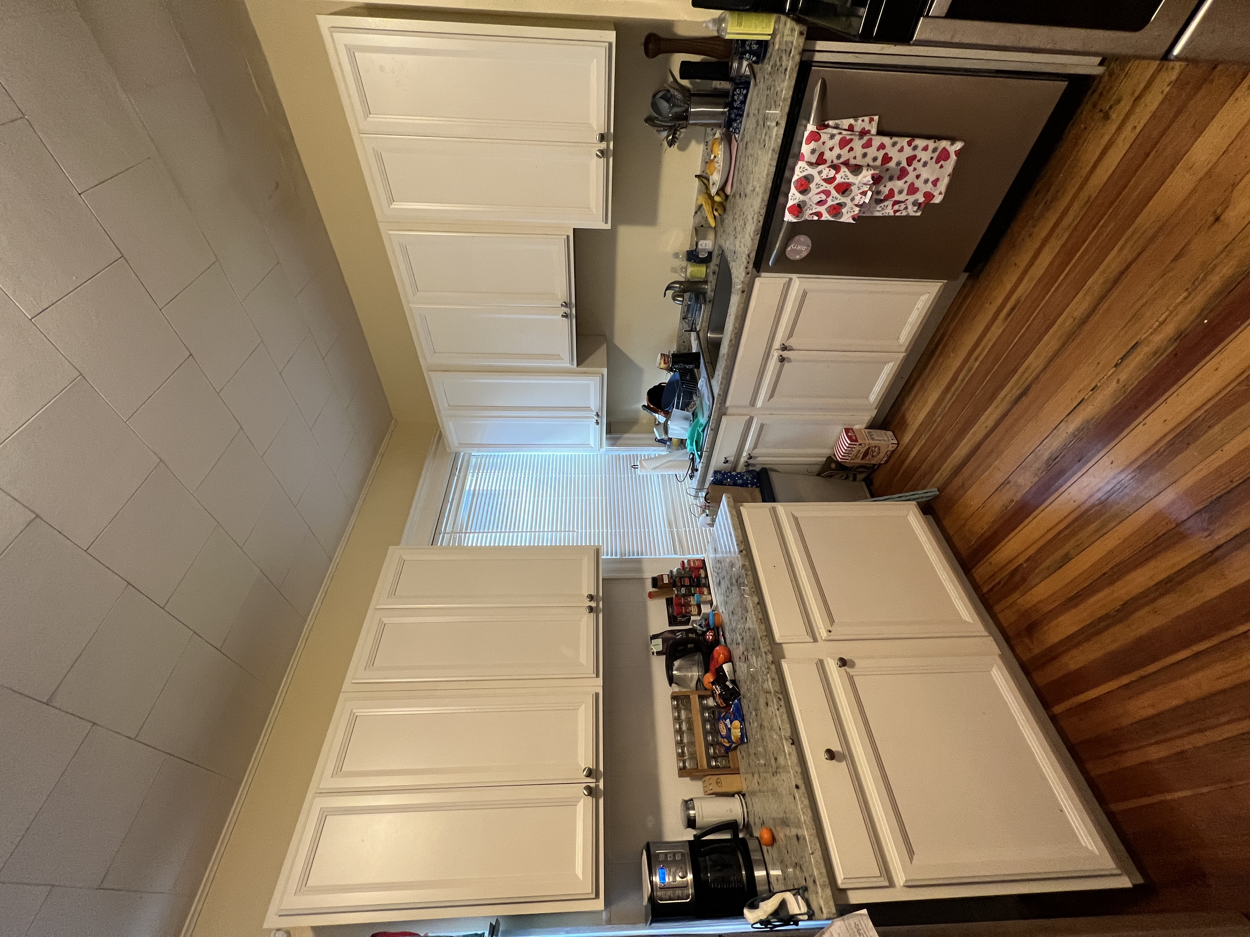 17 Dow St, West Somerville