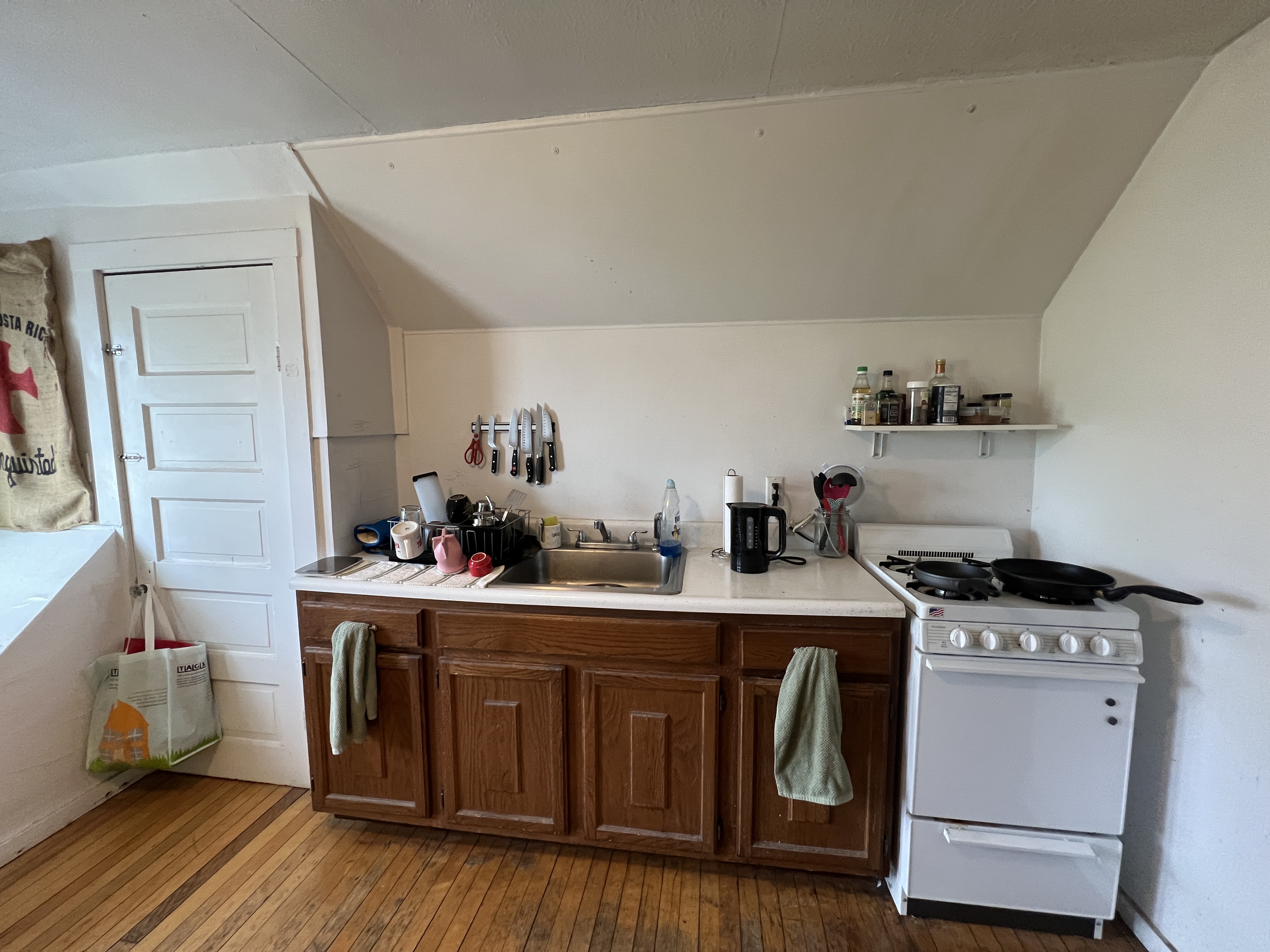 11 Burnham St, Davis Square