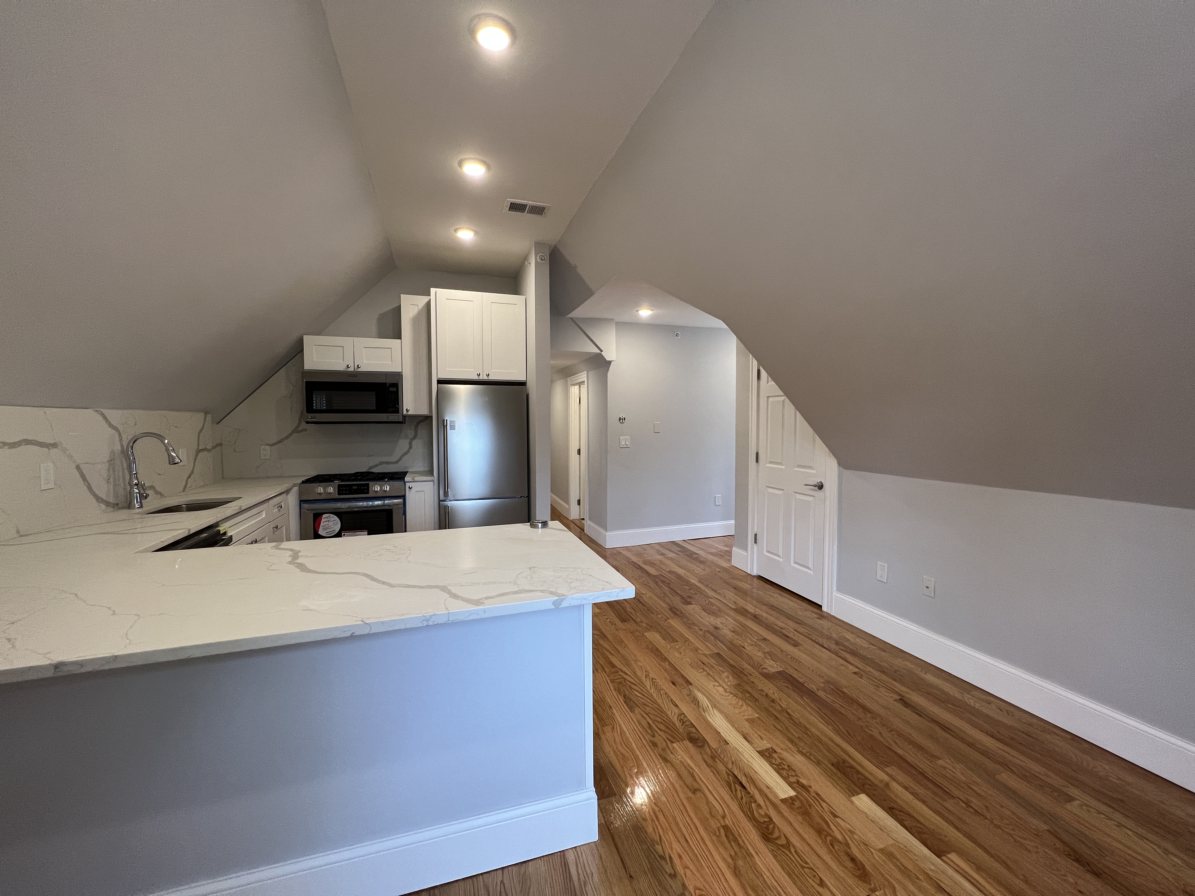 158 Morrison Ave, Davis Square