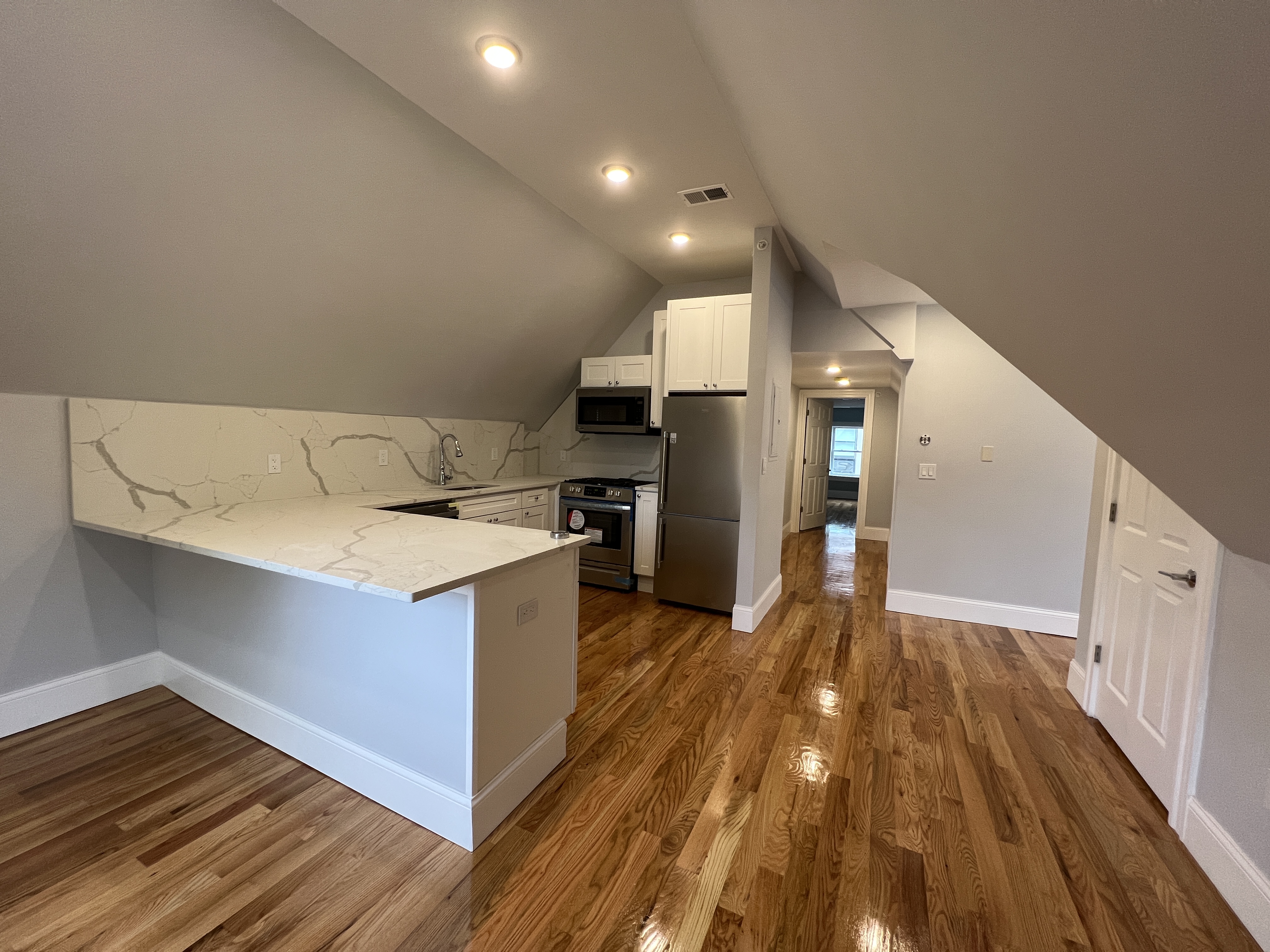 158 Morrison Ave, Davis Square