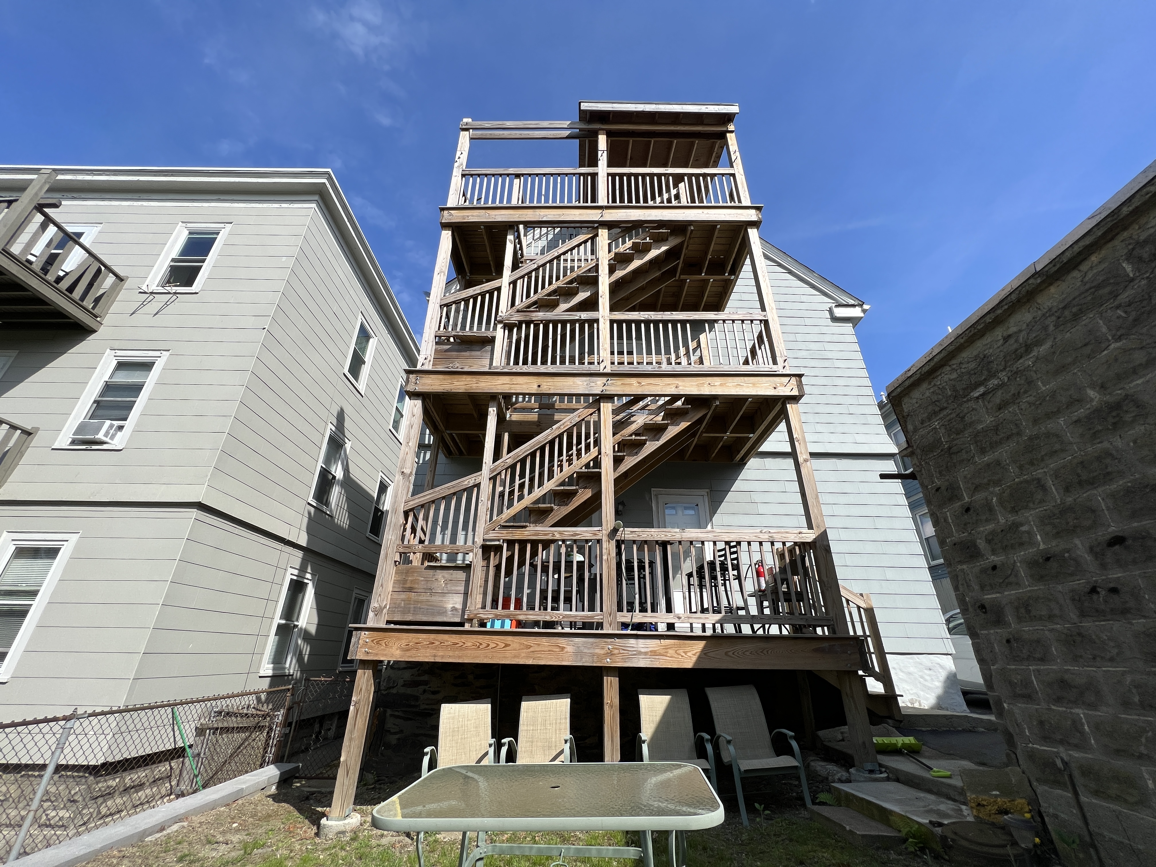 17 Dow St, Davis Square