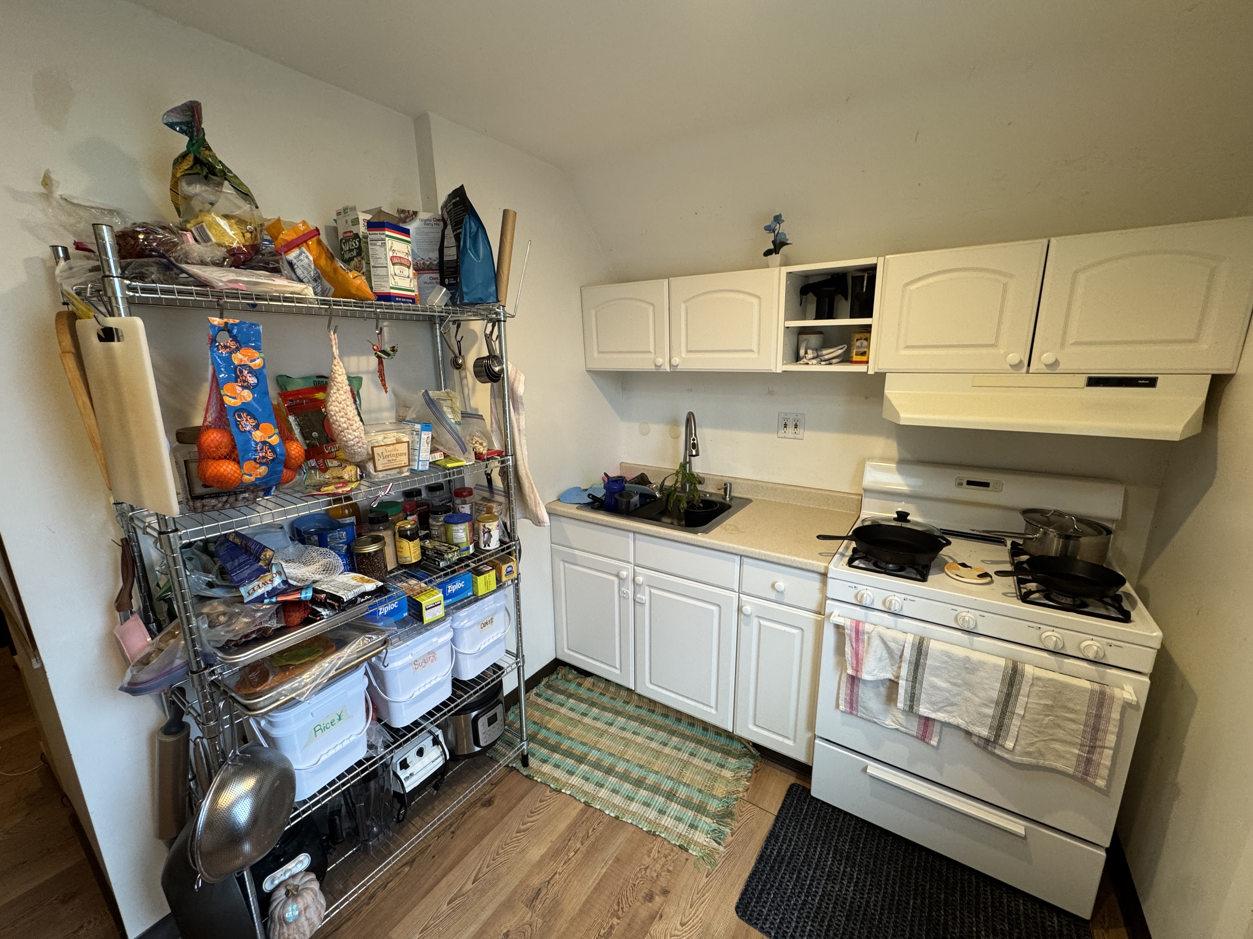 Photos of apartment on Jay St.,Somerville MA 