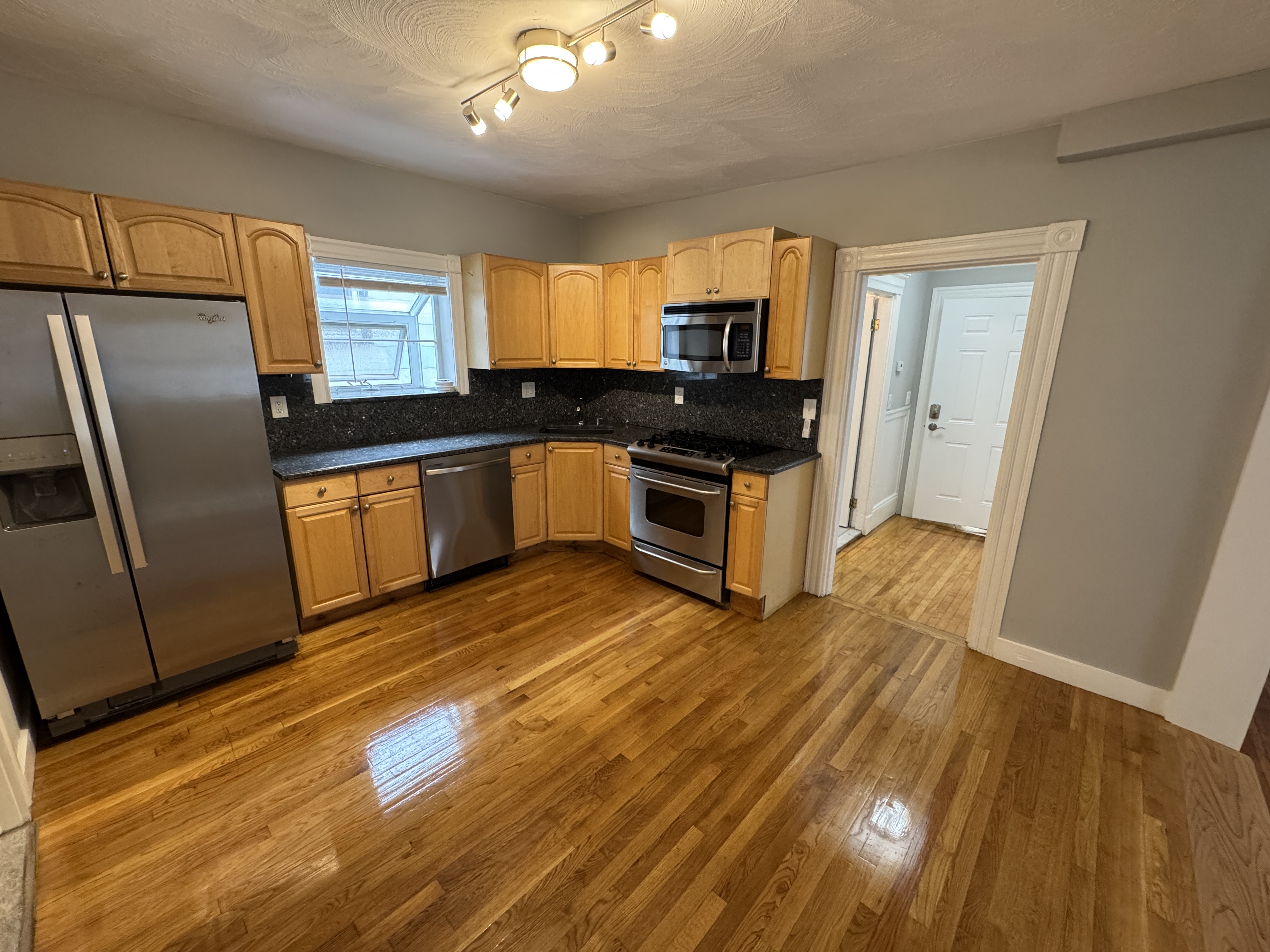 Photos of apartment on Murdock,Somerville MA 02144