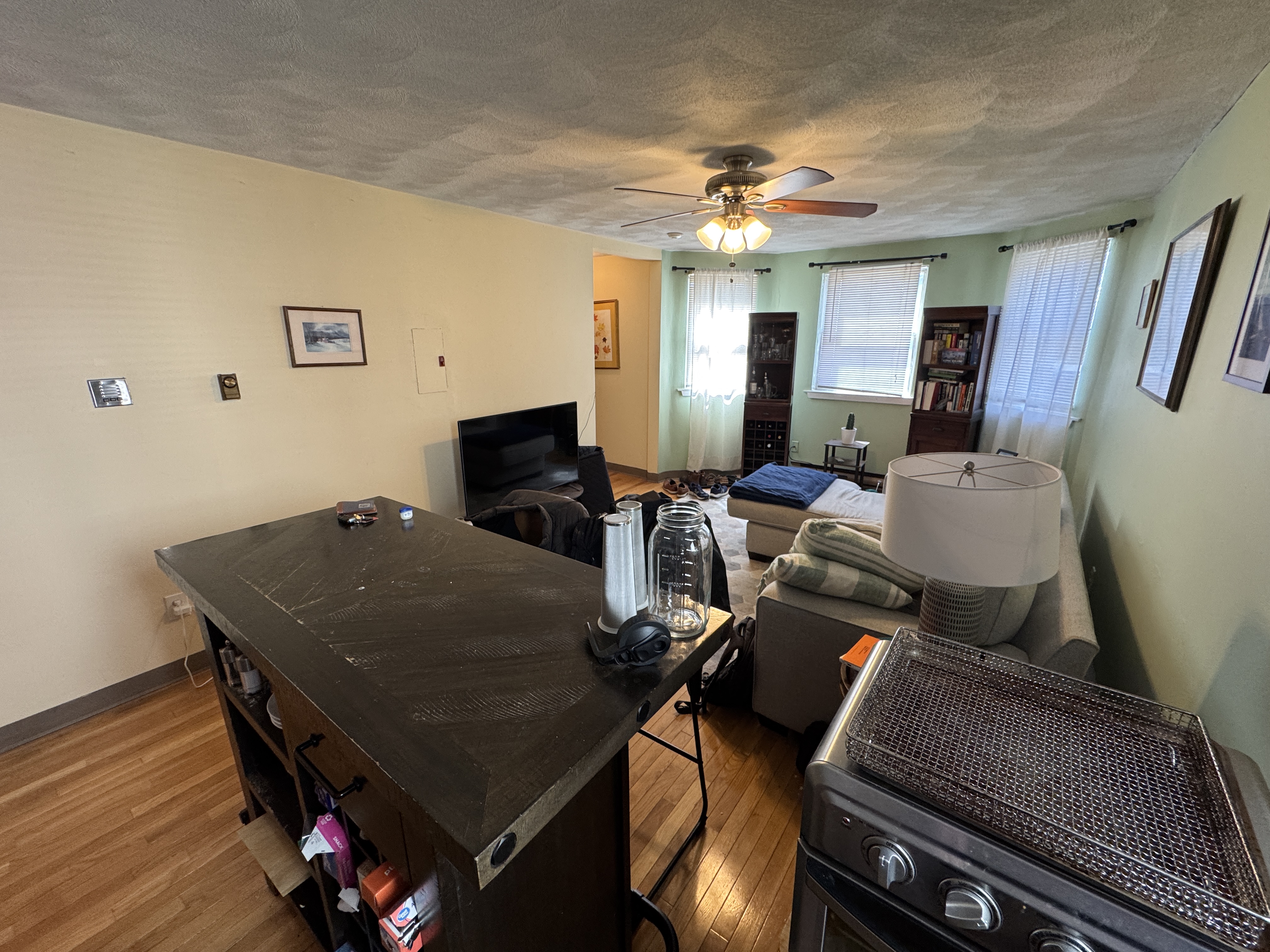 Photos of apartment on Holland St.,Somerville MA 02144