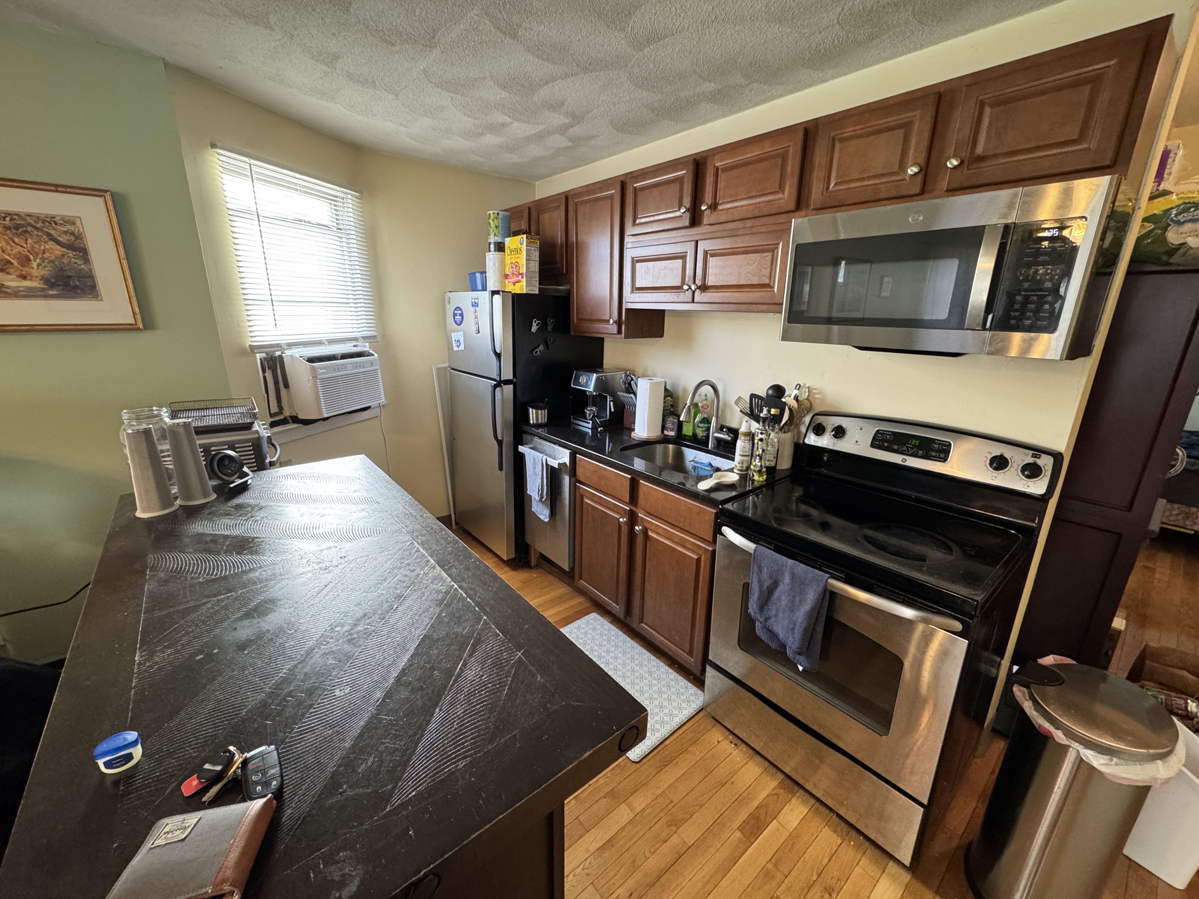 Photos of apartment on Holland St.,Somerville MA 02144