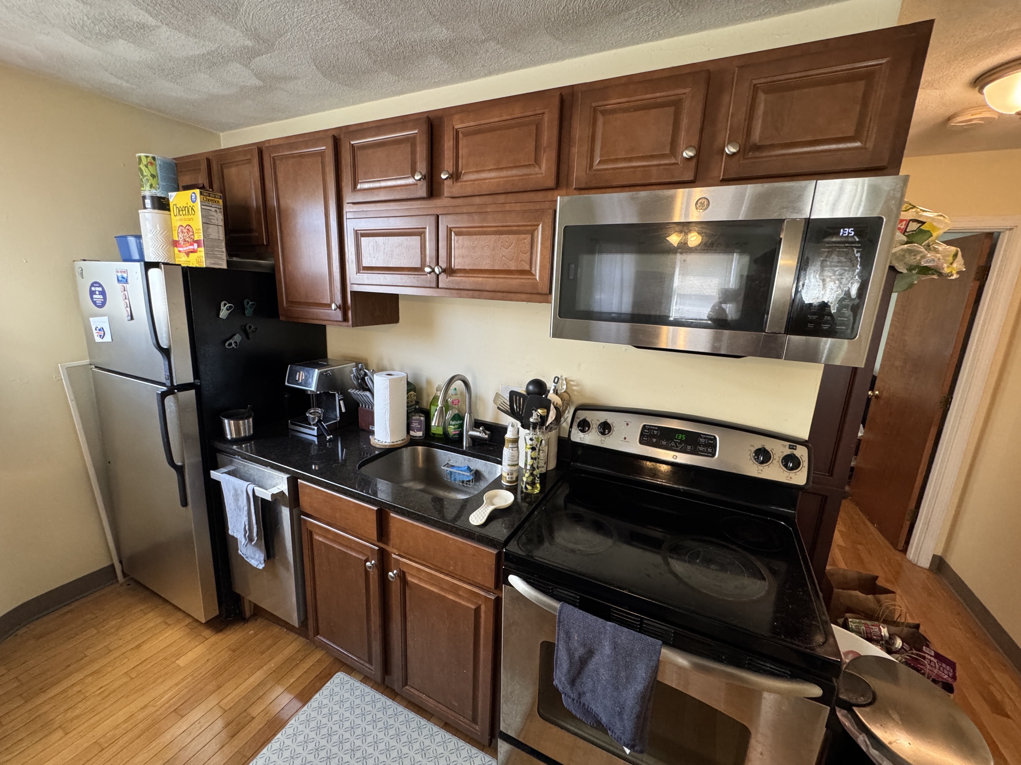 Photos of apartment on Holland St.,Somerville MA 02144