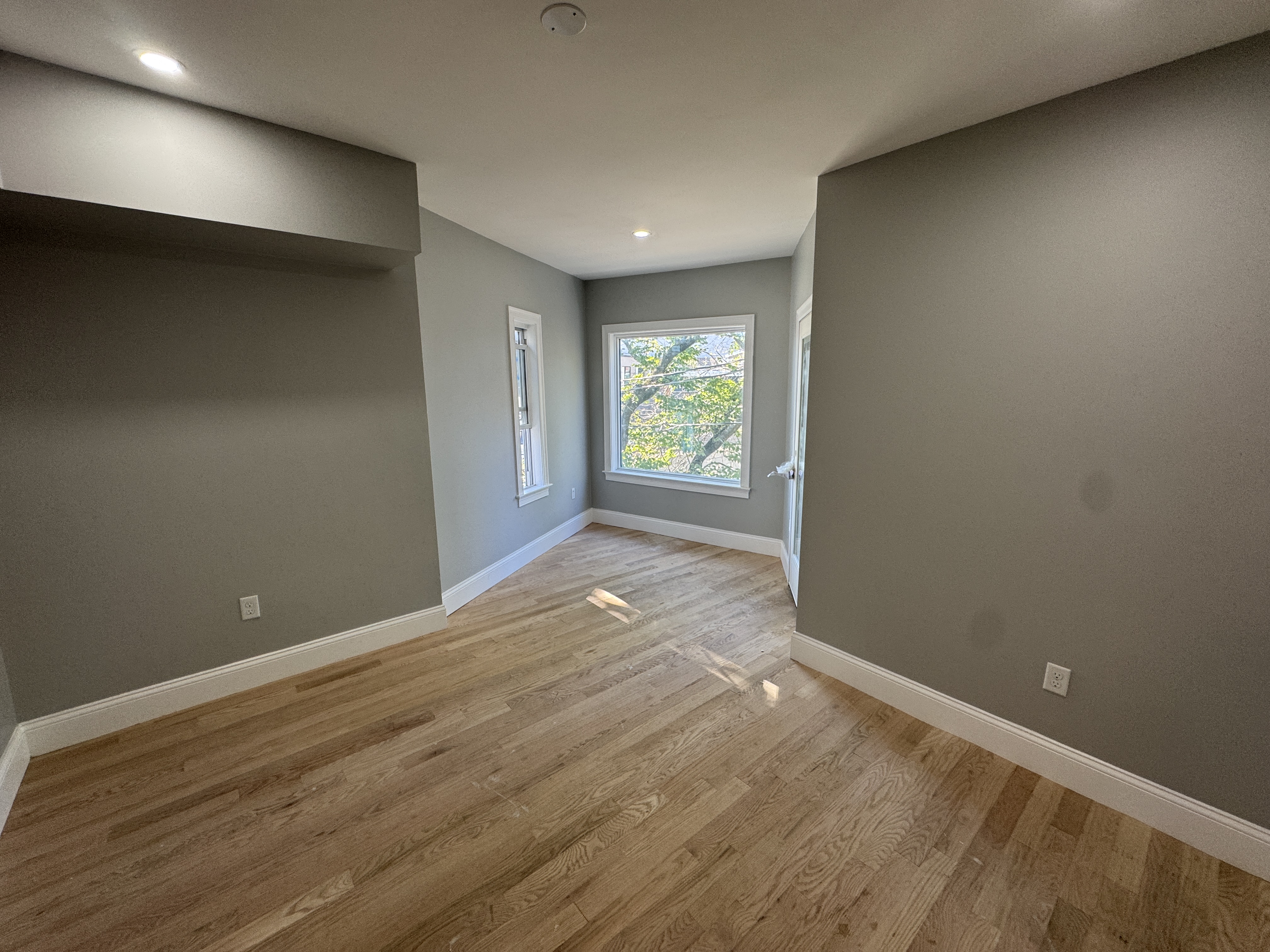 Pictures of  property for rent on Spring St., Somerville, MA 02143