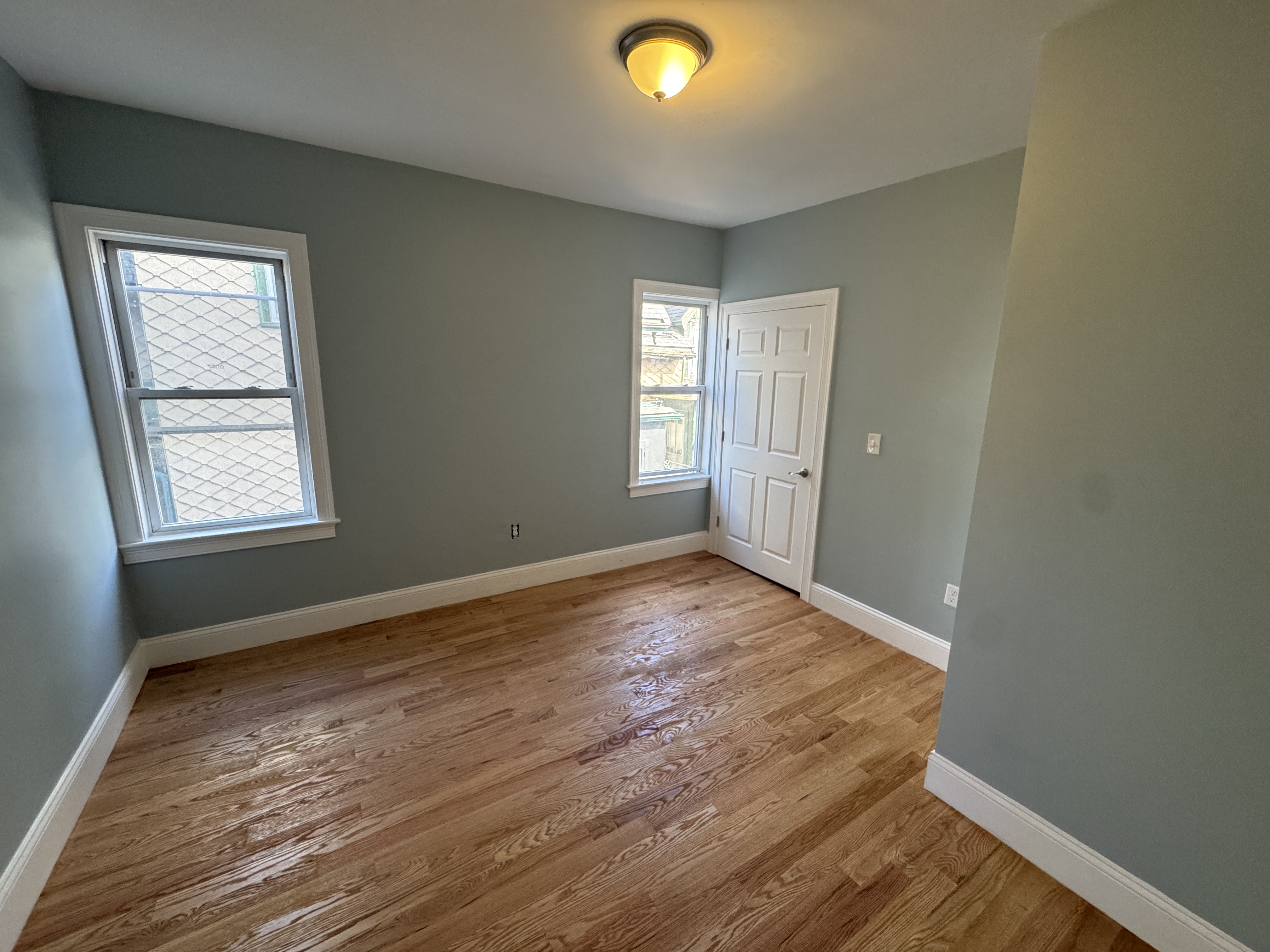 Photos of apartment on Spring St.,Somerville MA 02143