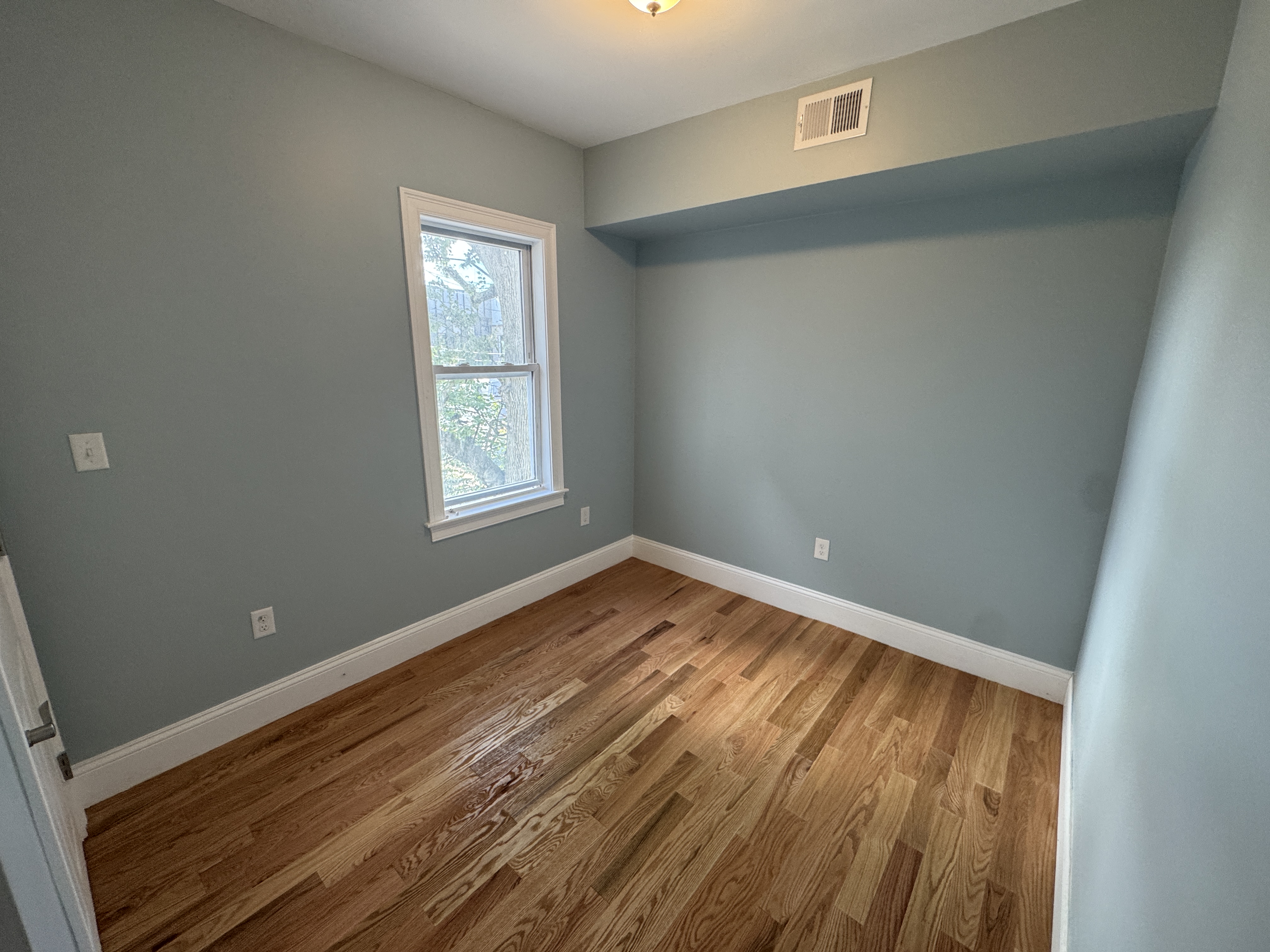 Photos of apartment on Spring St.,Somerville MA 02143