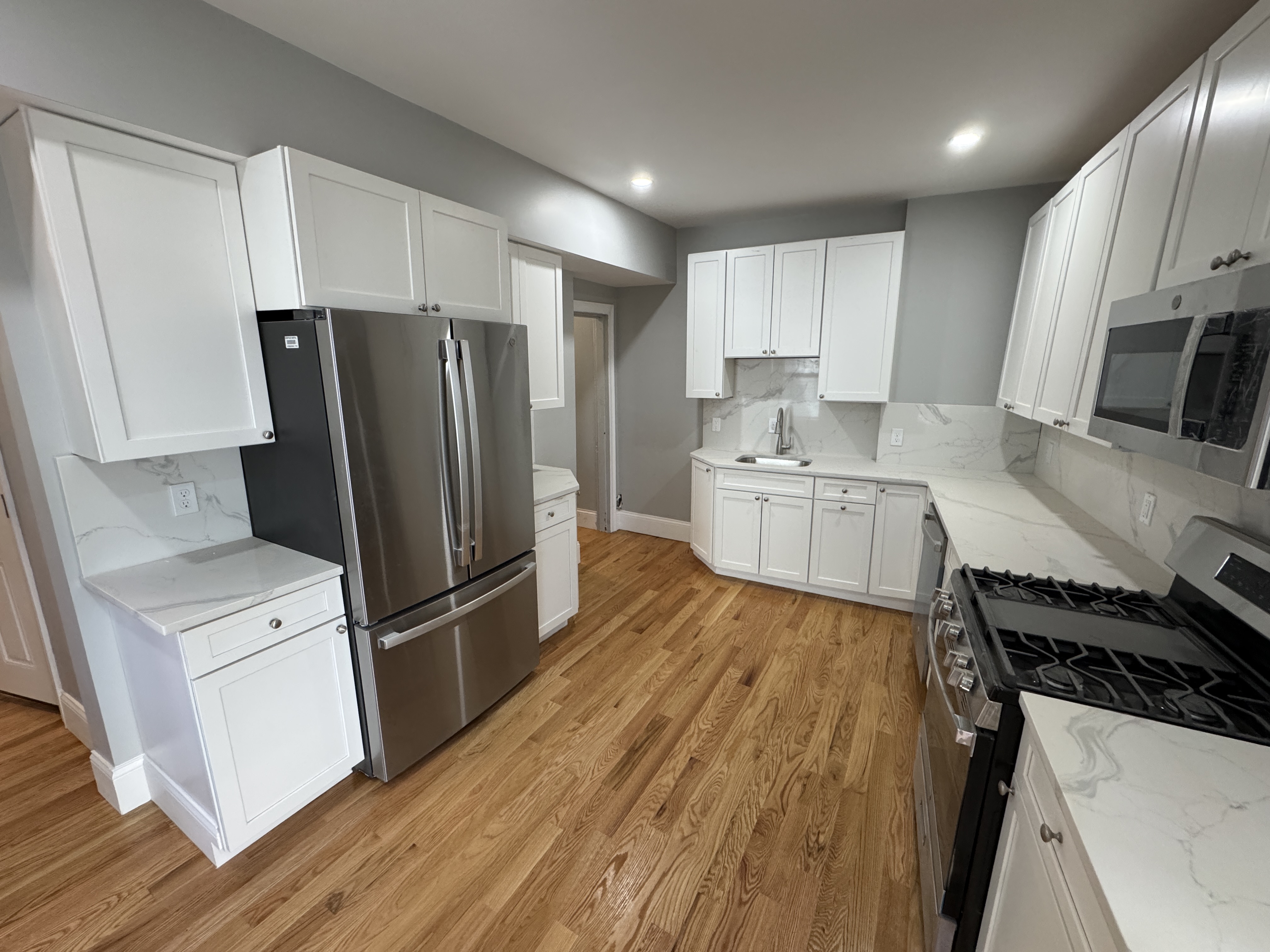 Photos of apartment on Spring St.,Somerville MA 02143