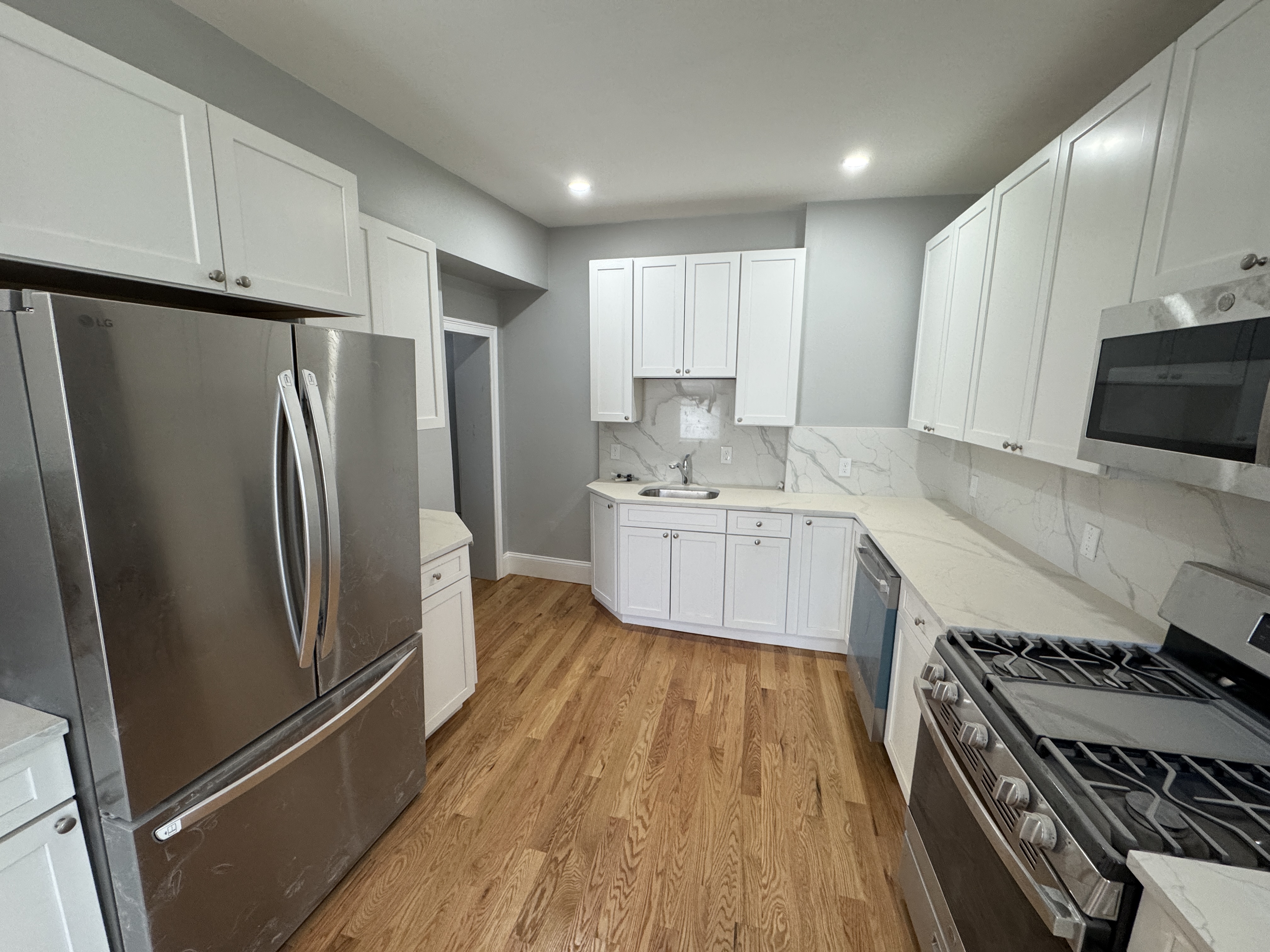 Photos of apartment on Spring St.,Somerville MA 02143