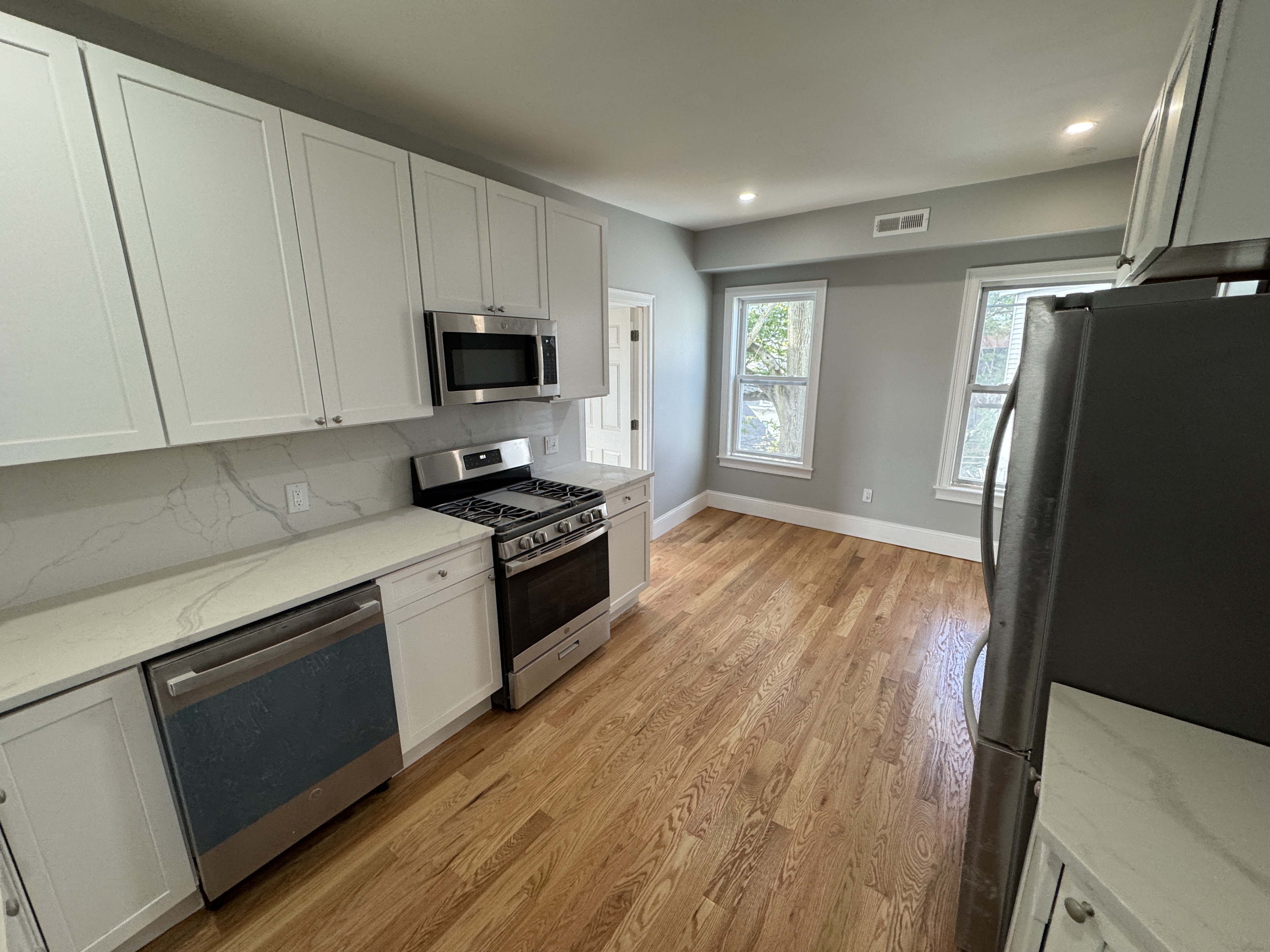 Photos of apartment on Spring St.,Somerville MA 02143