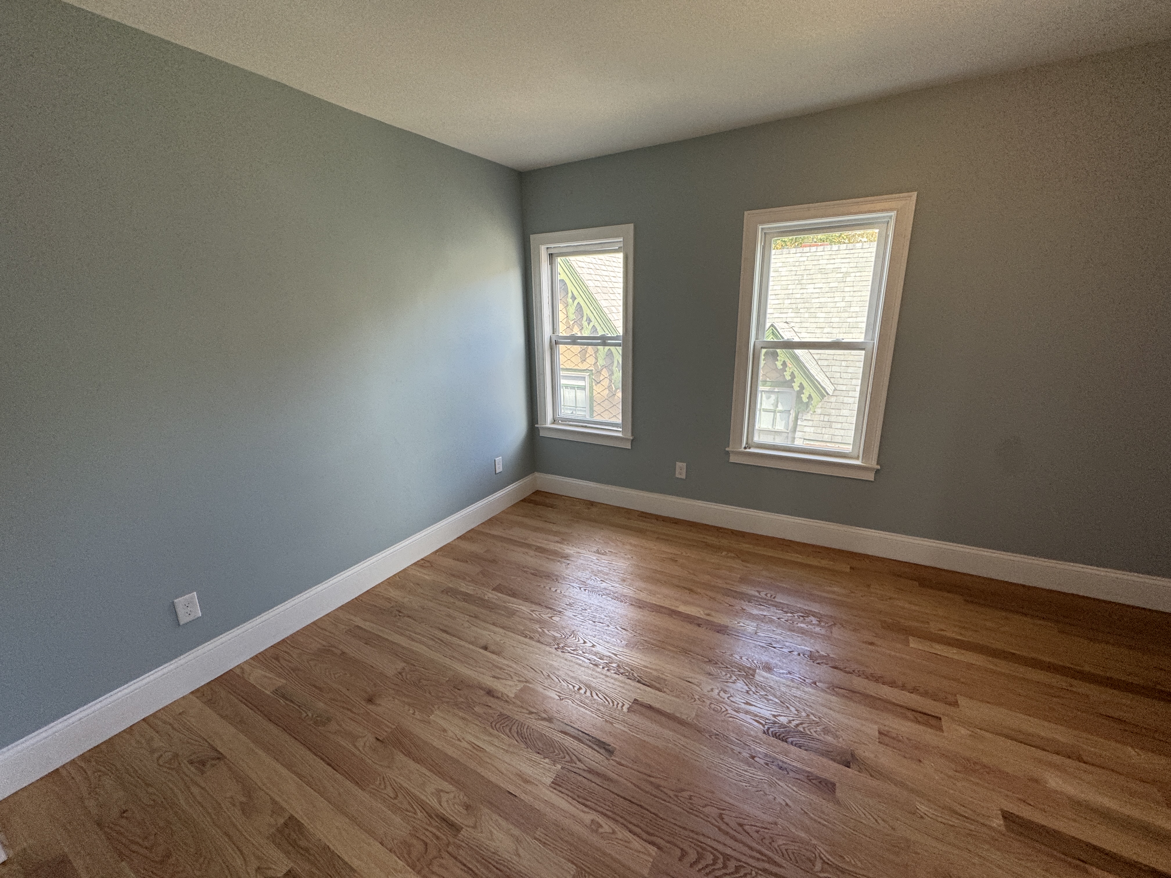 Photos of apartment on Spring St.,Somerville MA 02143