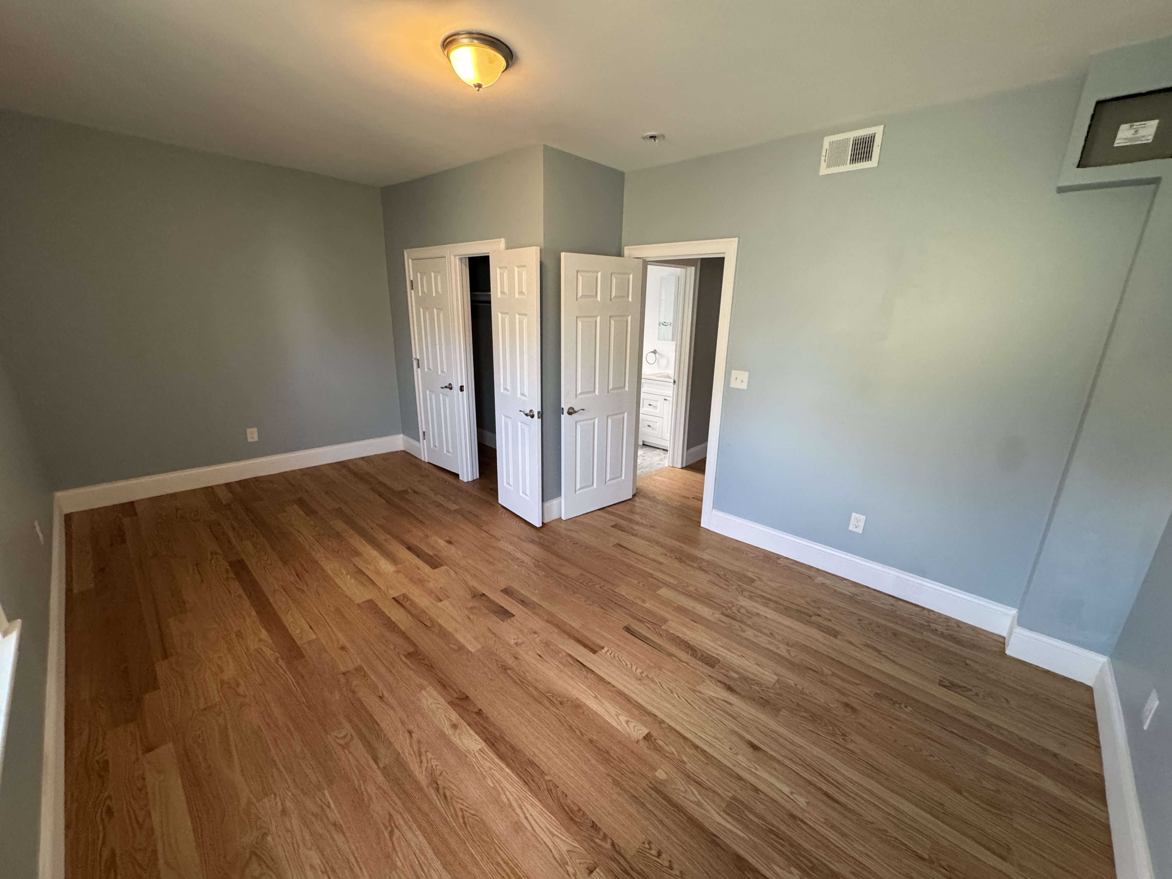 Photos of apartment on Spring St.,Somerville MA 02143