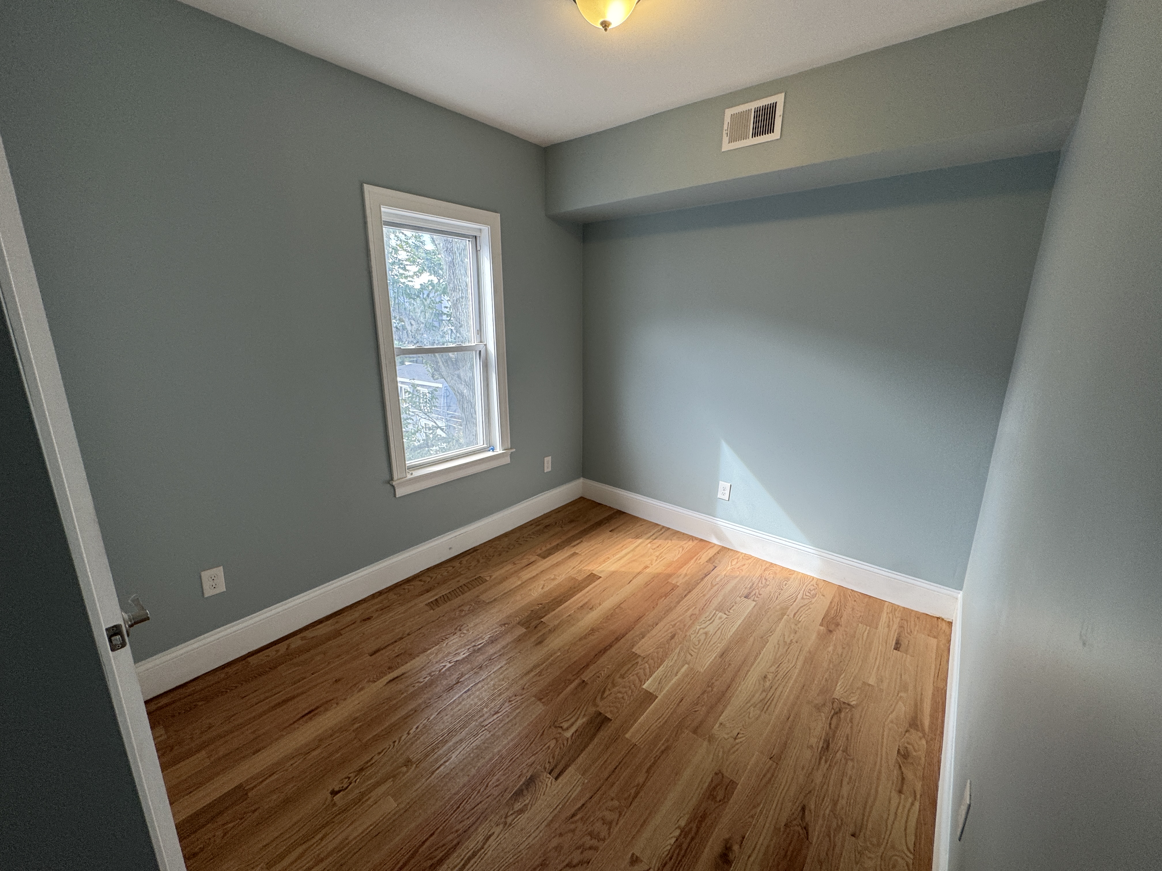 Photos of apartment on Spring St.,Somerville MA 02143
