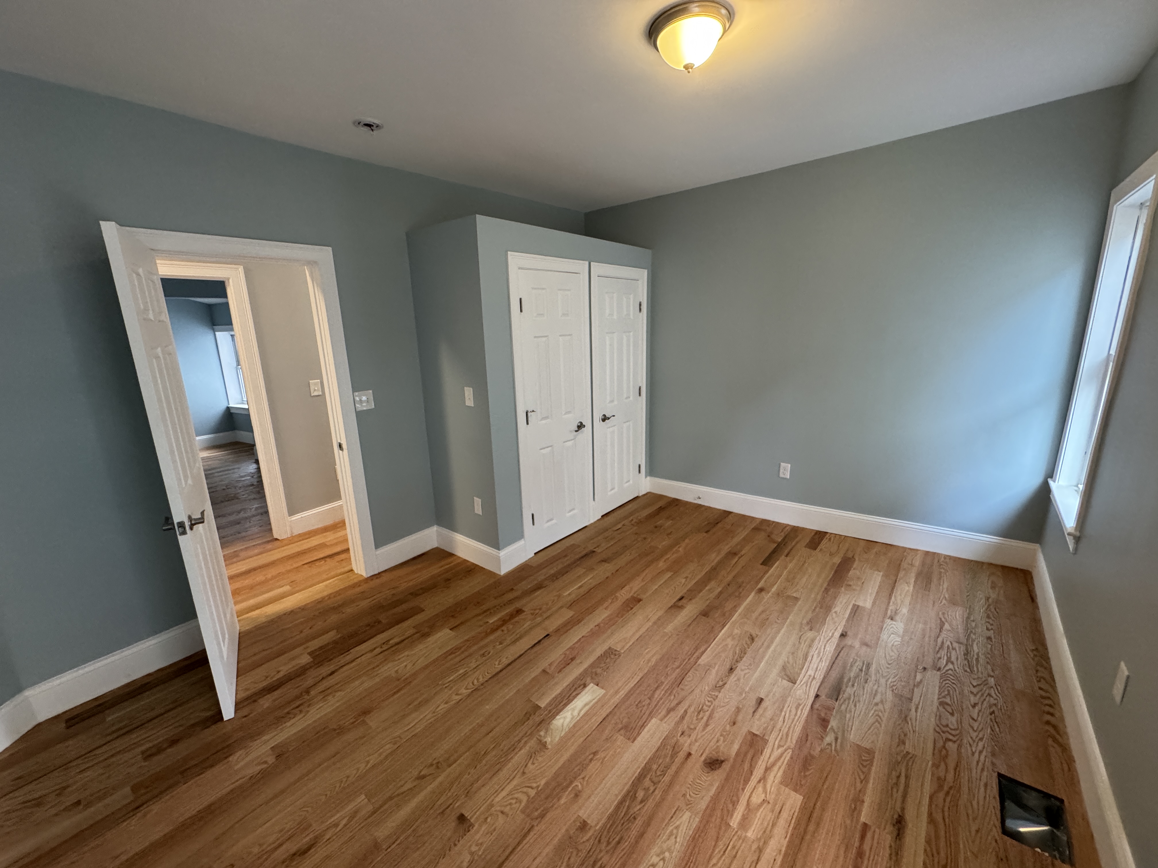 Photos of apartment on Spring St.,Somerville MA 02143