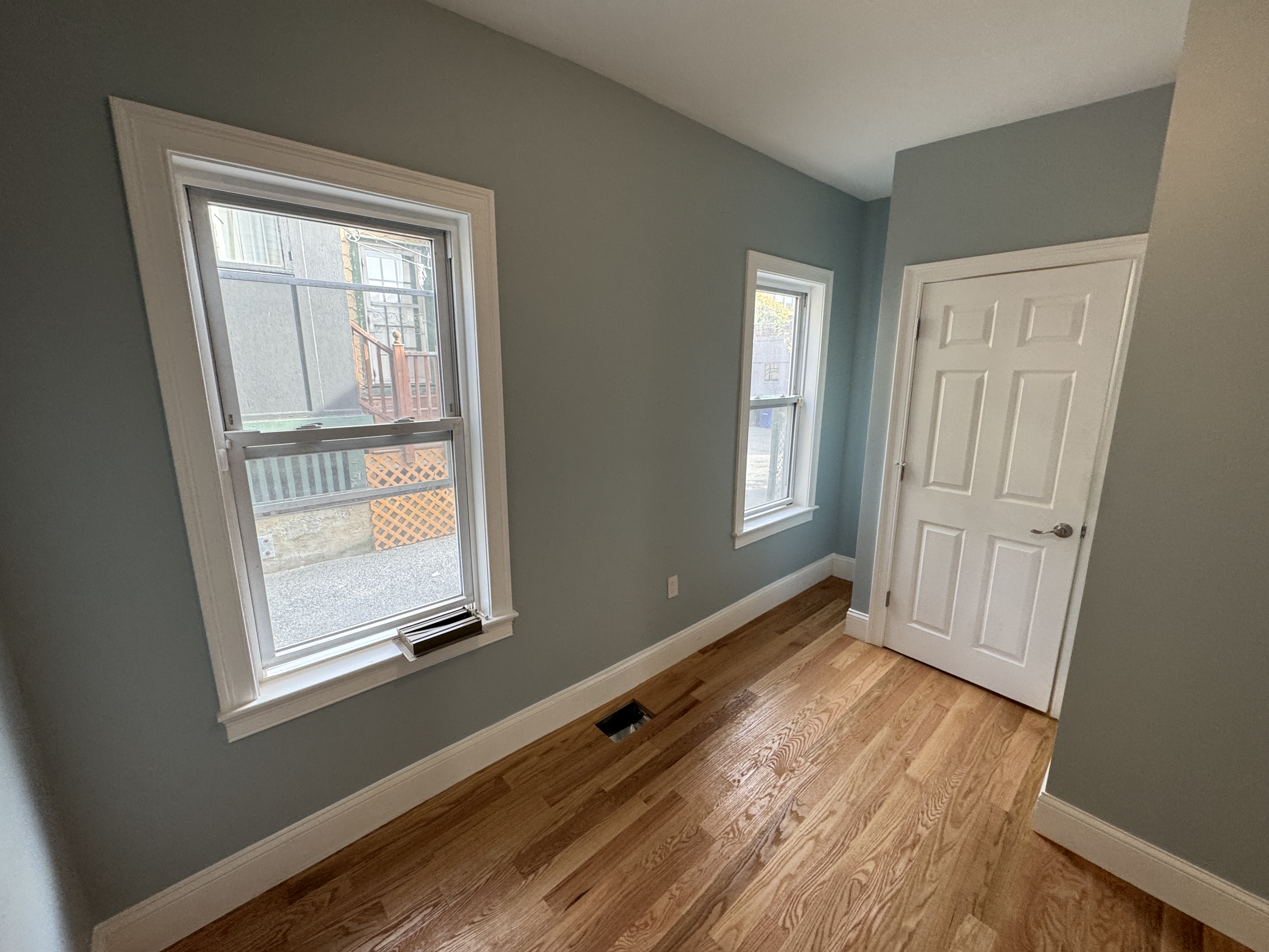 Photos of apartment on Spring St.,Somerville MA 02143