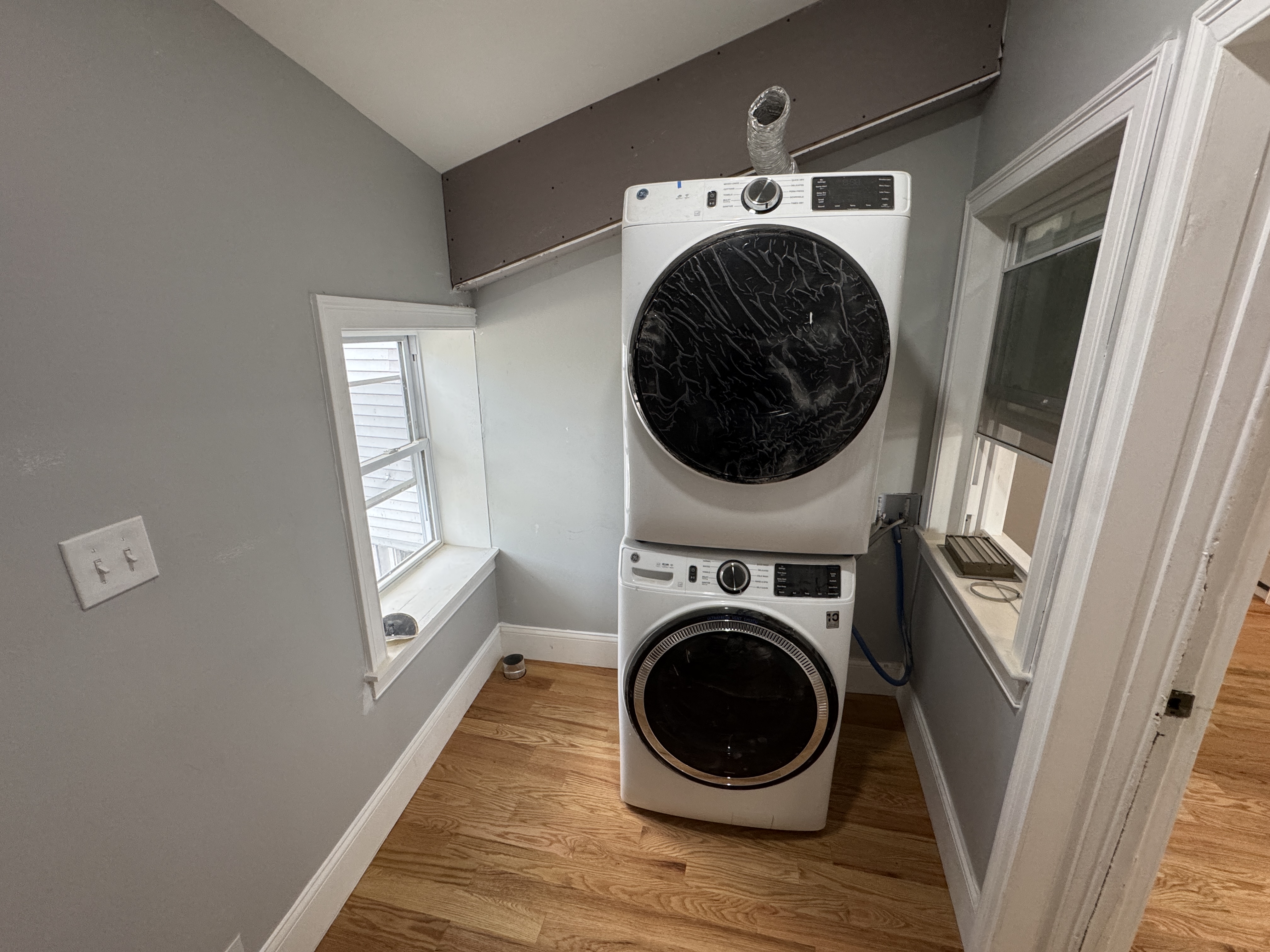Photos of apartment on Spring St.,Somerville MA 02143