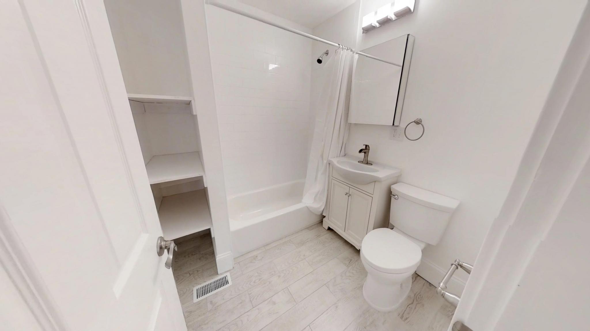 219 Holland St, Teele Square