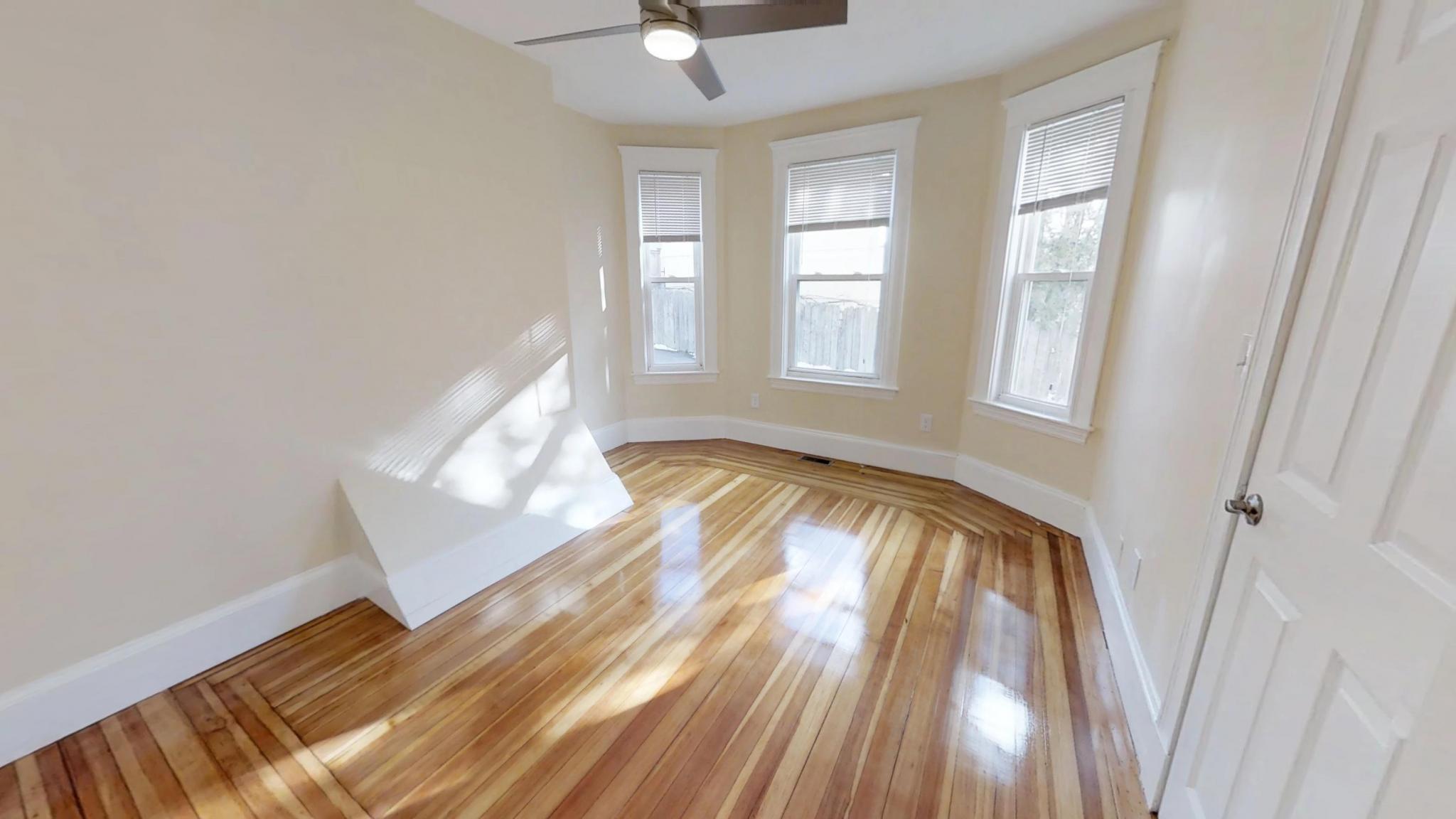 219 Holland St, Teele Square