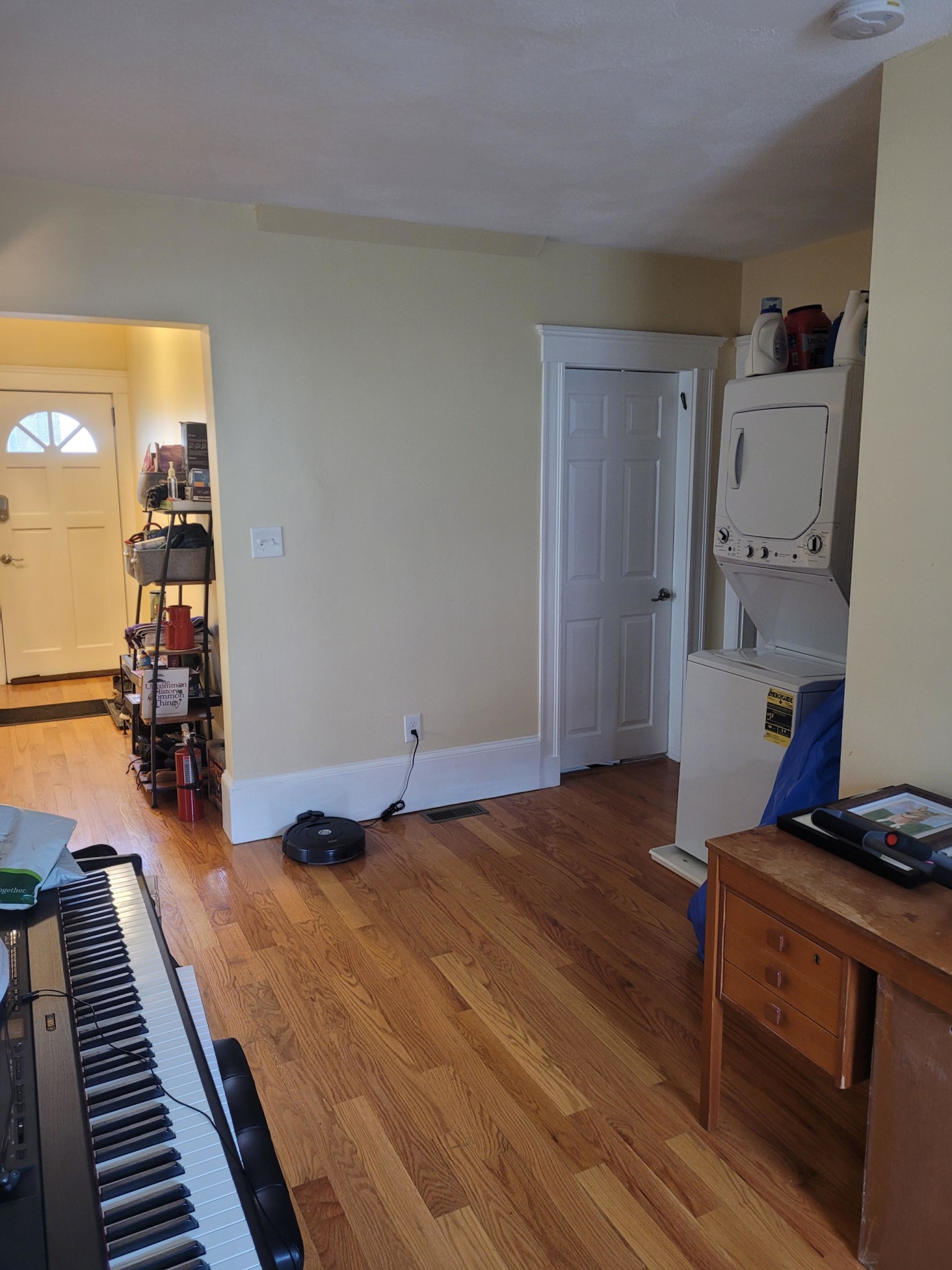 219 Holland St, Teele Square