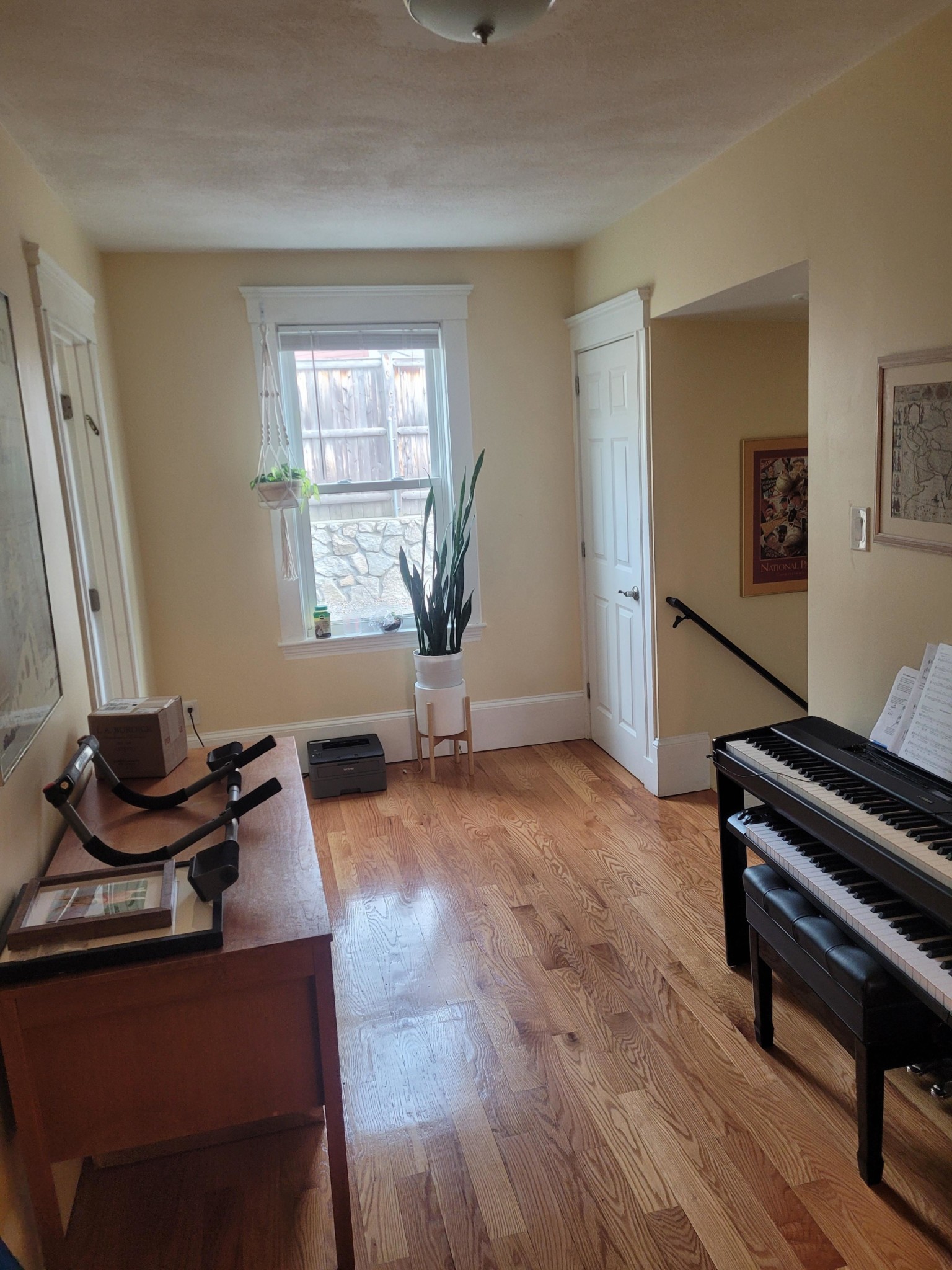 219 Holland St, Teele Square