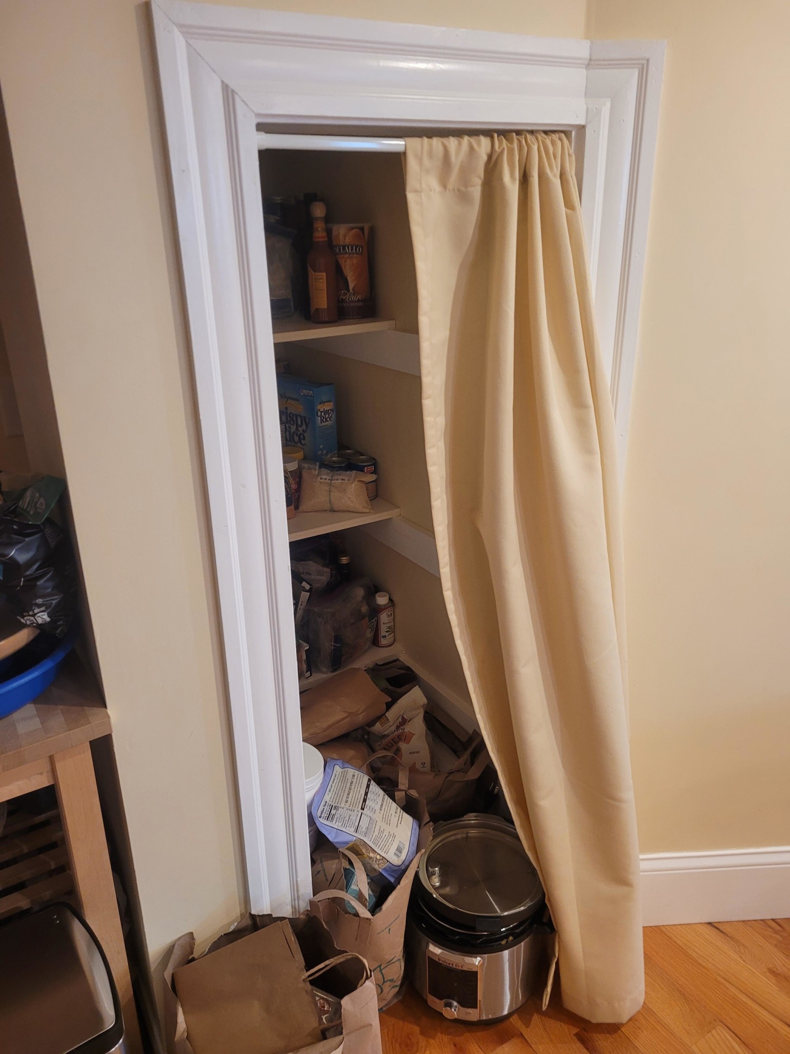 219 Holland St, Teele Square