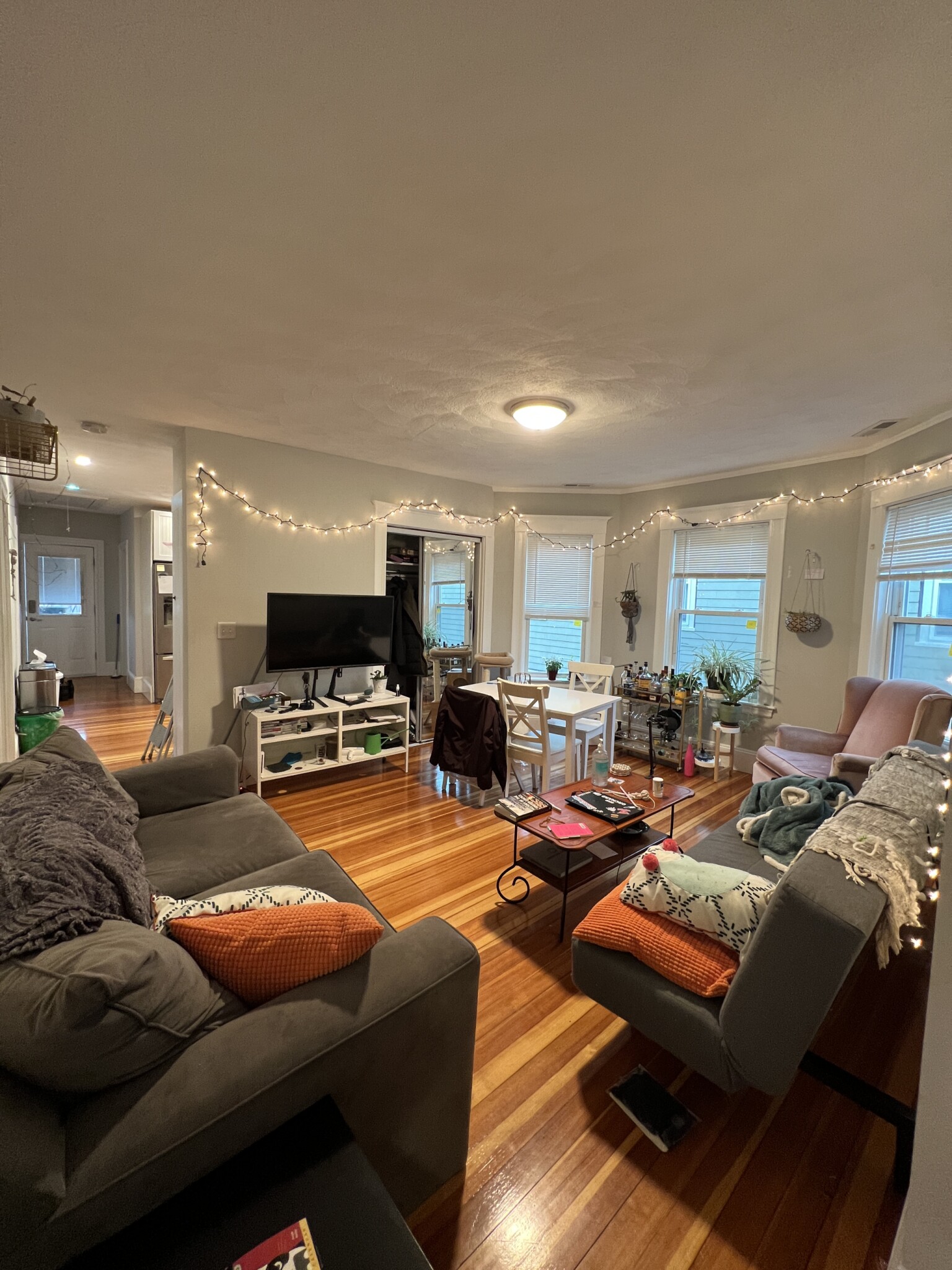 307 Highland Ave, Somerville